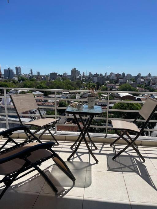 Amplio apartamento con vista hermosa en Corrientes