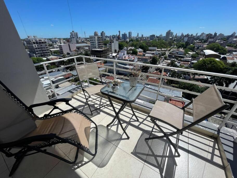 Amplio apartamento con vista hermosa en Corrientes