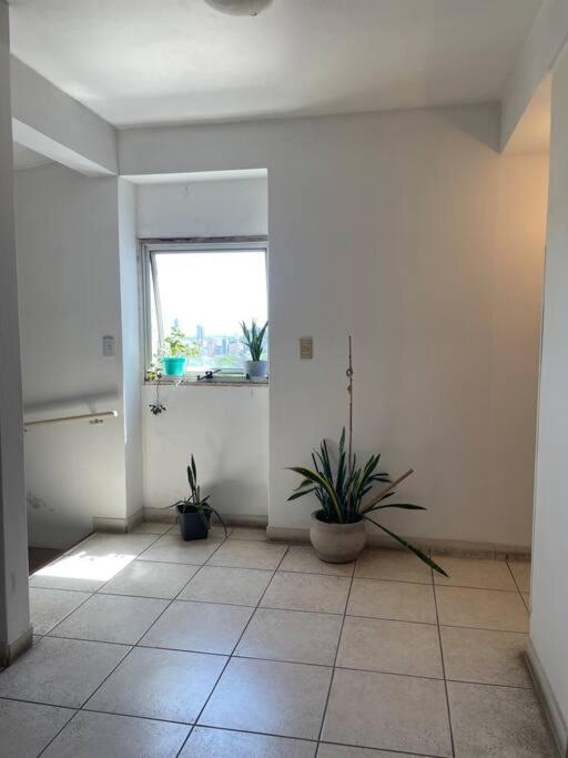 Amplio apartamento con vista hermosa en Corrientes