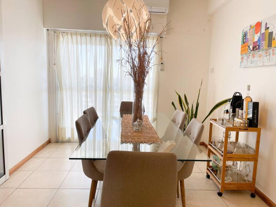 Amplio apartamento con vista hermosa en Corrientes