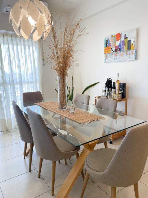 Amplio apartamento con vista hermosa en Corrientes