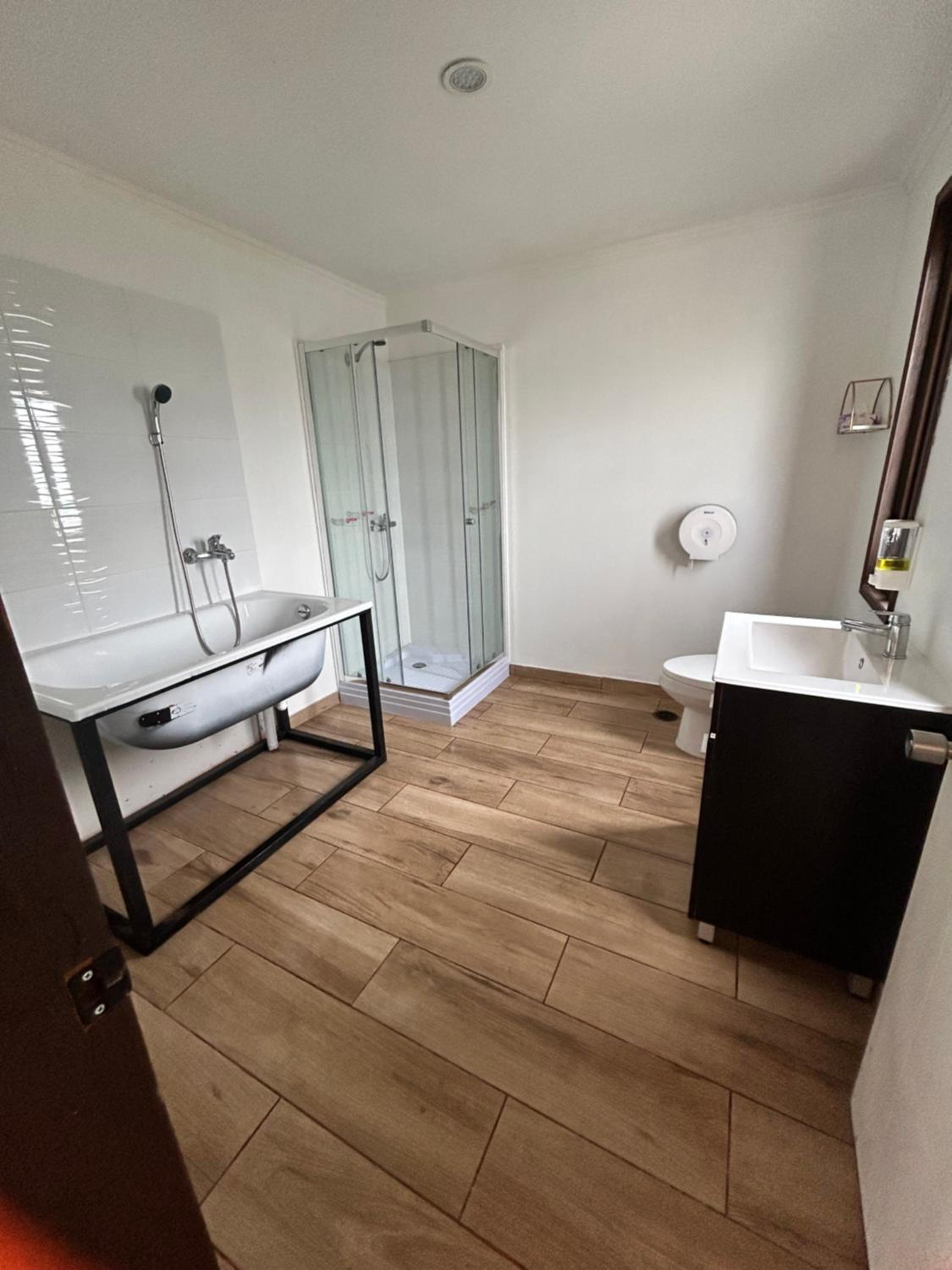 Casa con piscina, tinaja y acceso al río VOIPIR