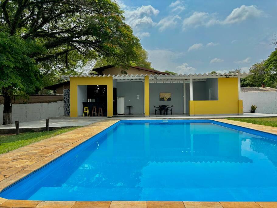 Casa com Piscina em Barão Geraldo - Campinas
