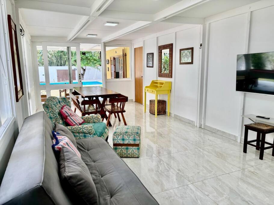Casa com Piscina em Barão Geraldo - Campinas