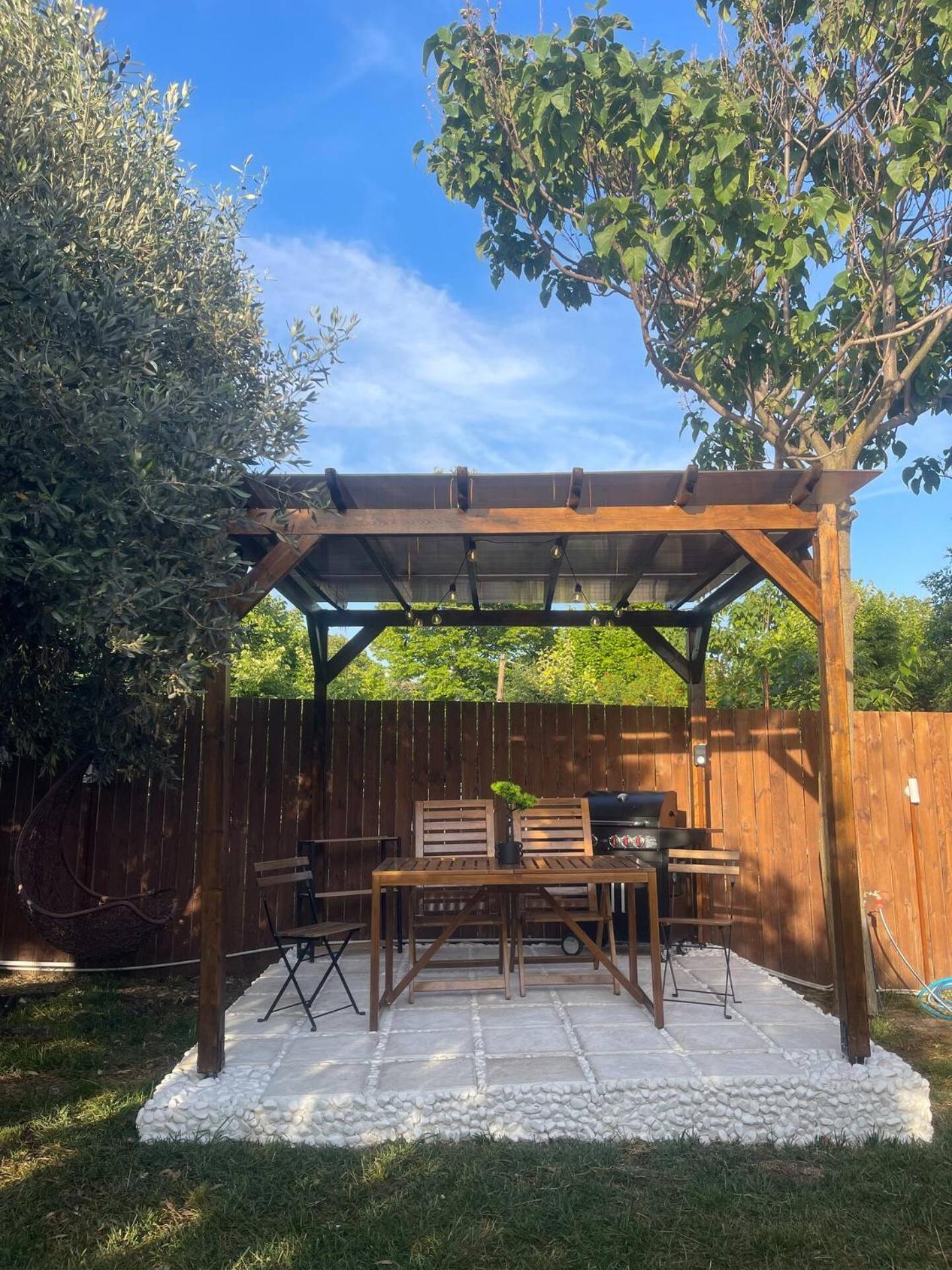 Ellie's Eco Private Glamping and Spa - Property Image 10