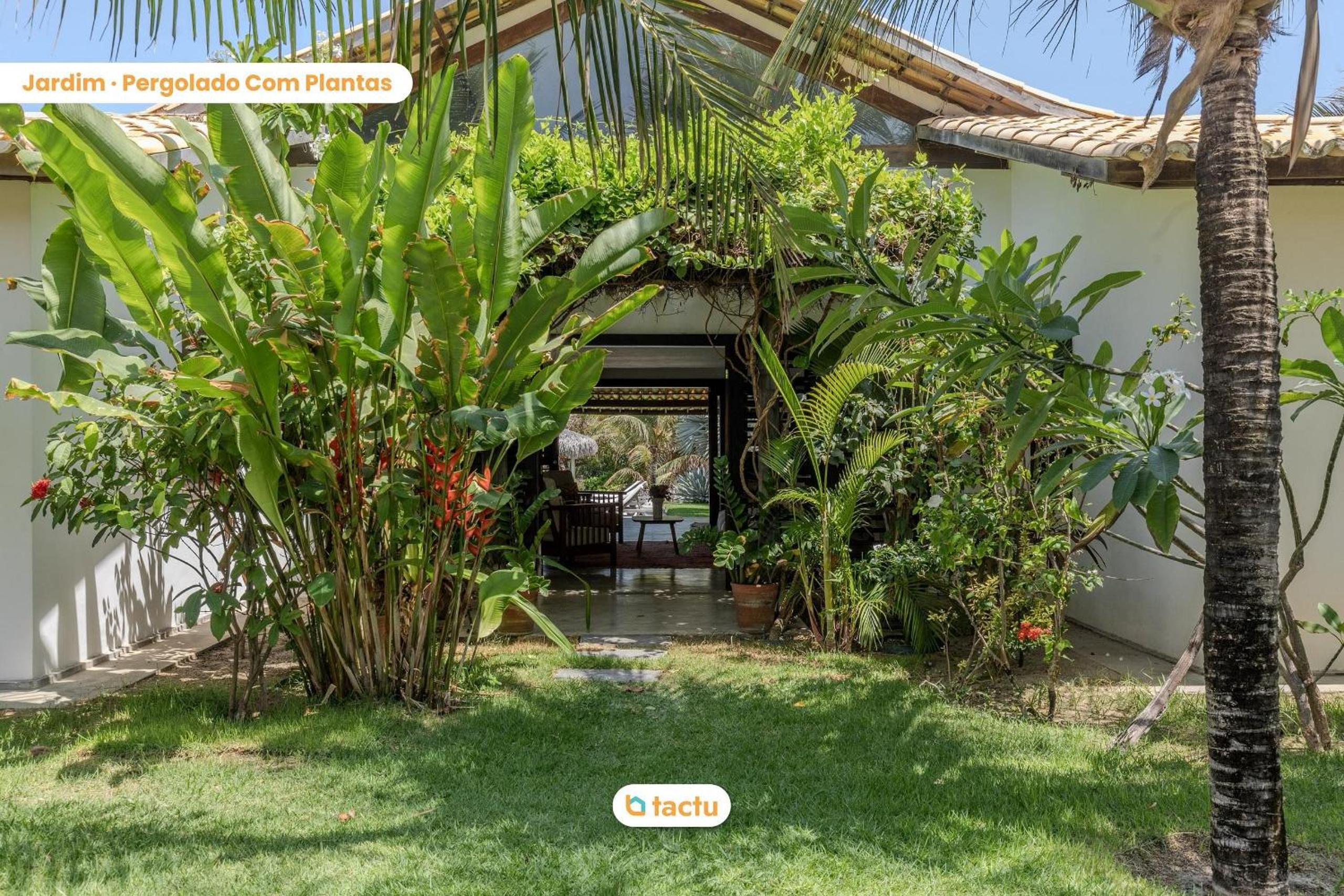 Luxury Seaside Paradise in Fortim