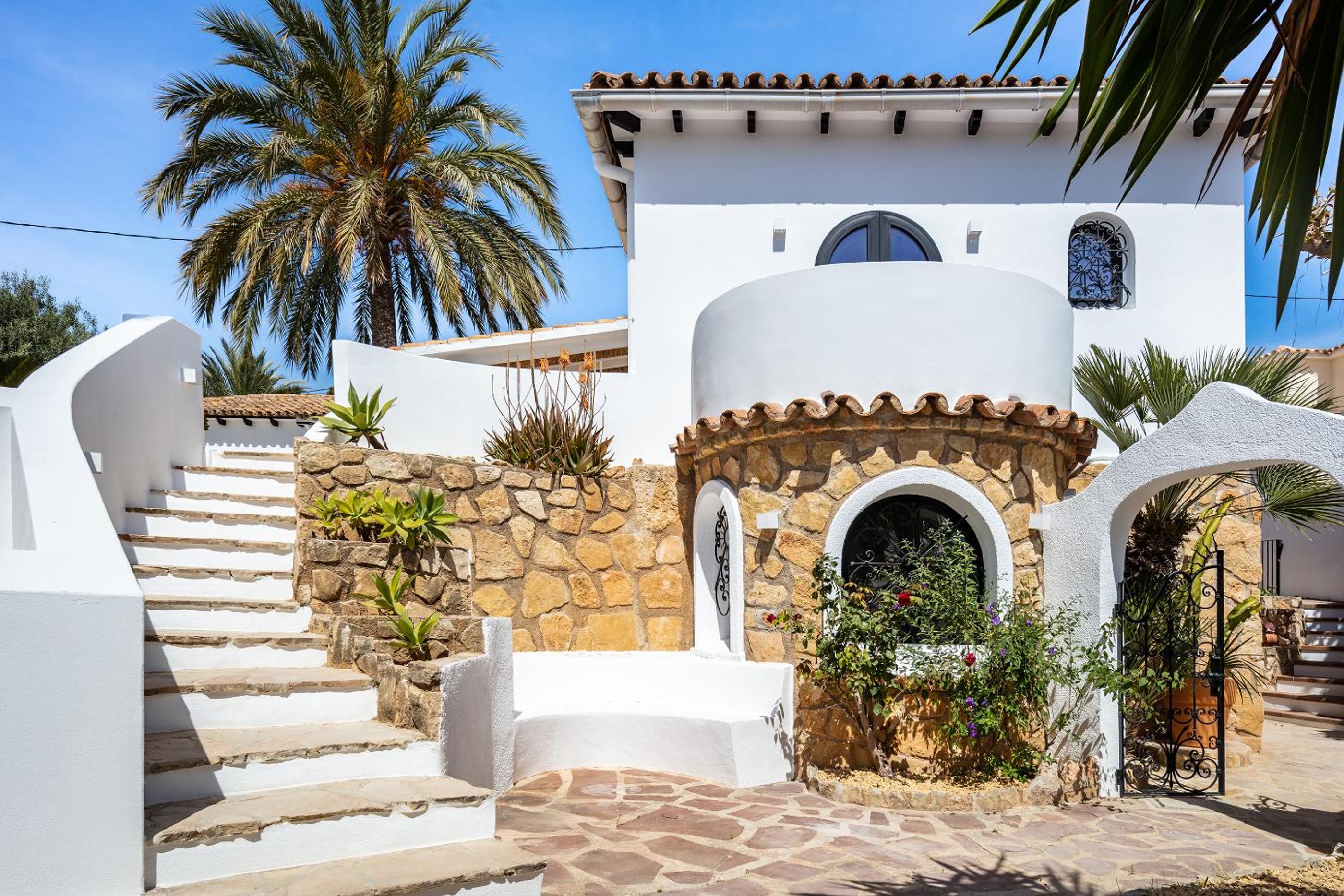 Authentic Haciënda near the Sea