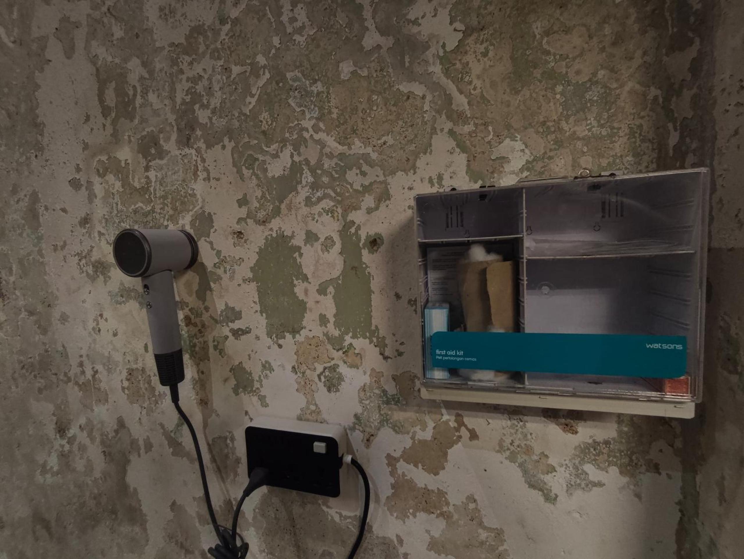 The Aurum Motel - self check-in - view 2