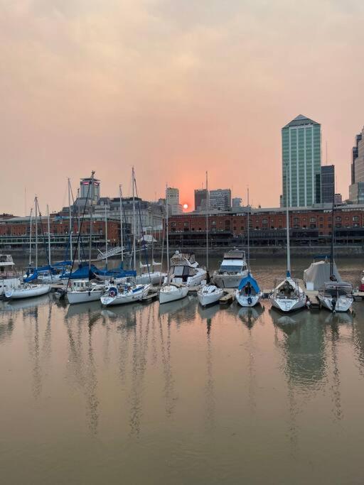 Apartamento Puerto Madero con piscina y parking