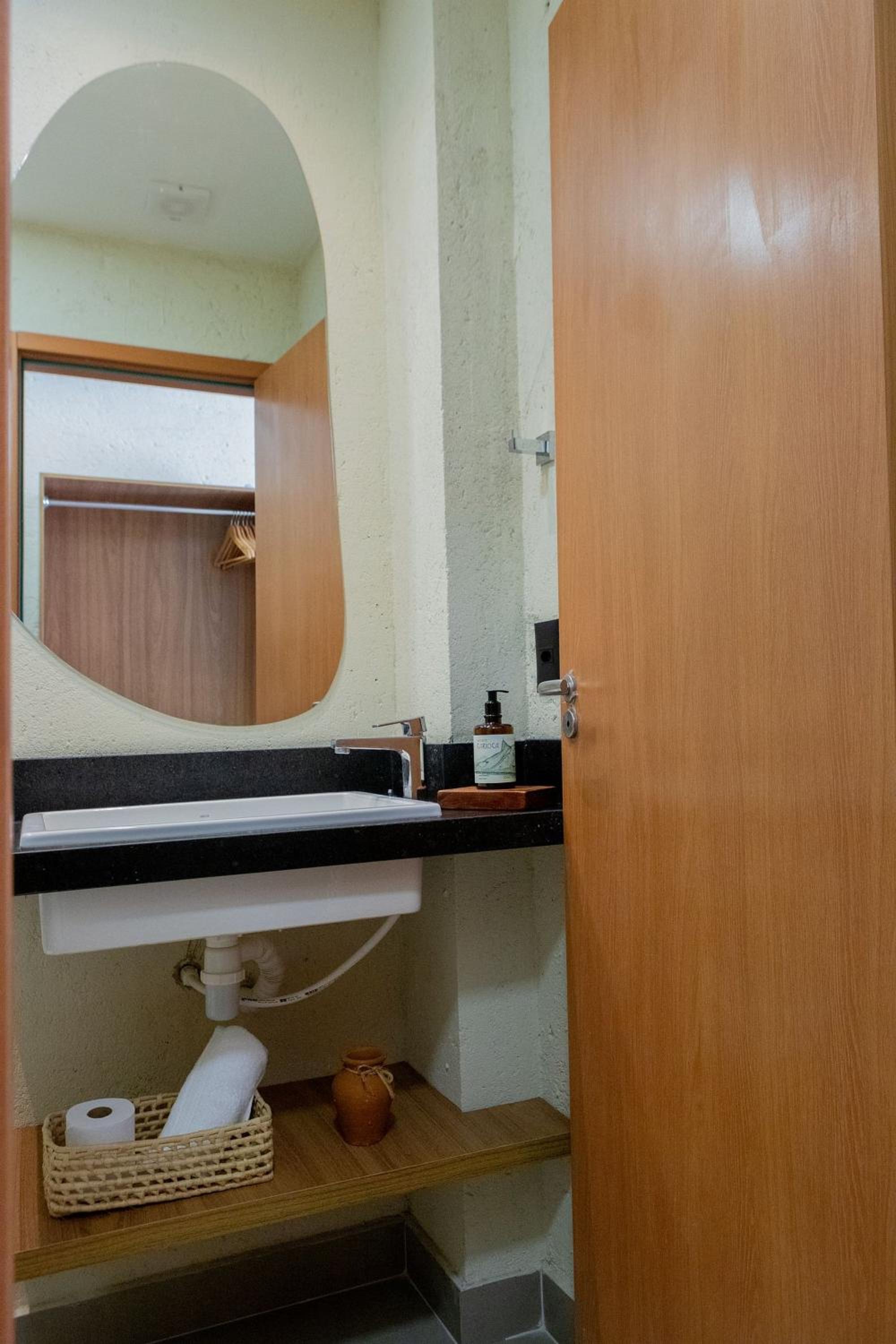 Milagres - Casa Karoá 05 no condomínio Moa
