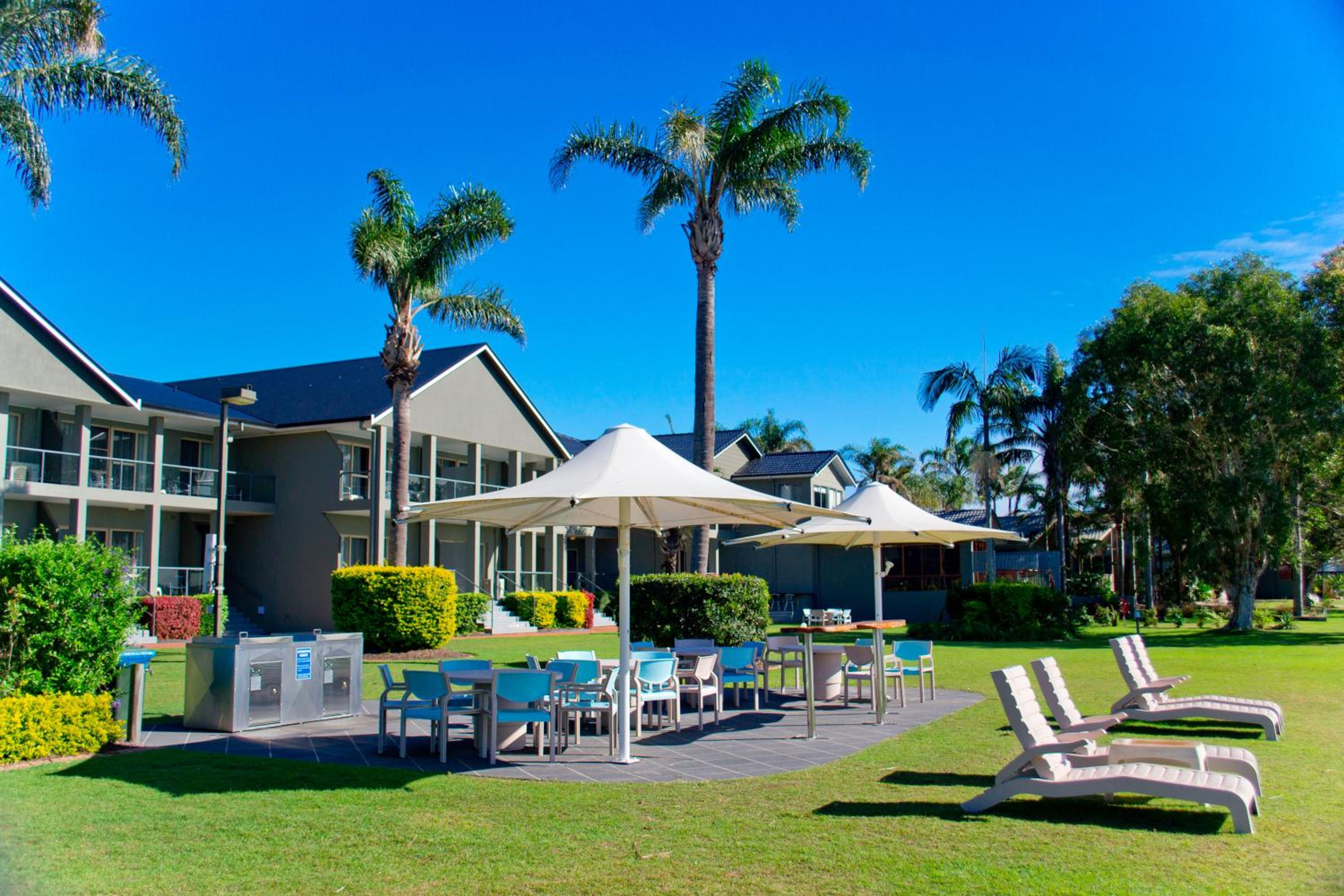 Moby Dick Waterfront Resort Motel
