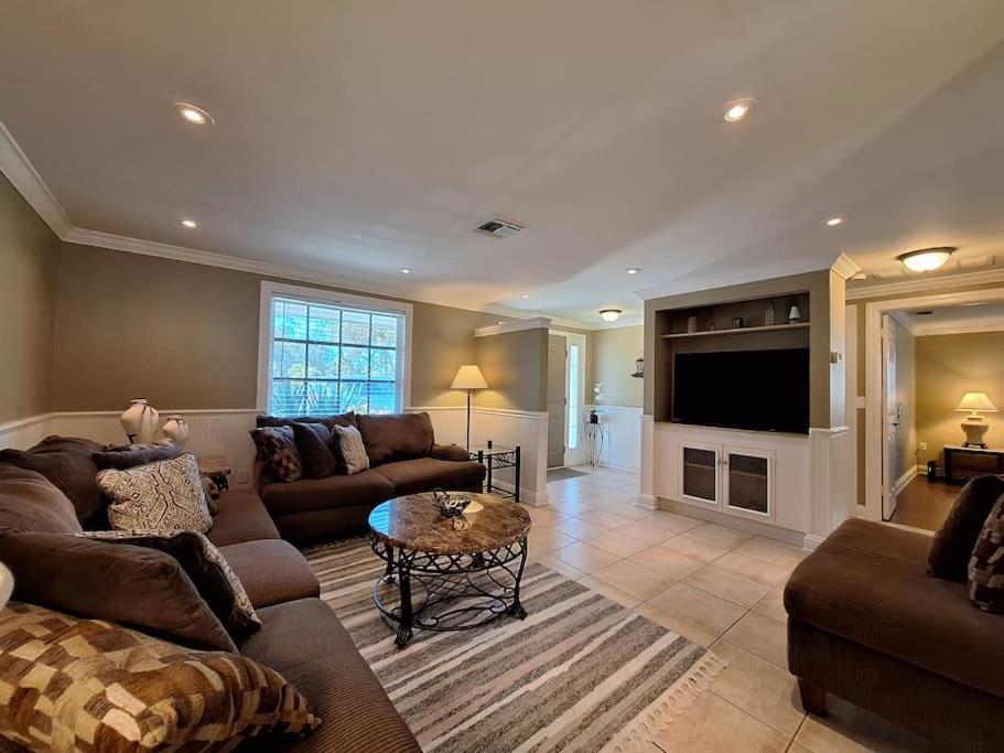 Vacation Home on Alligator Drive view 4