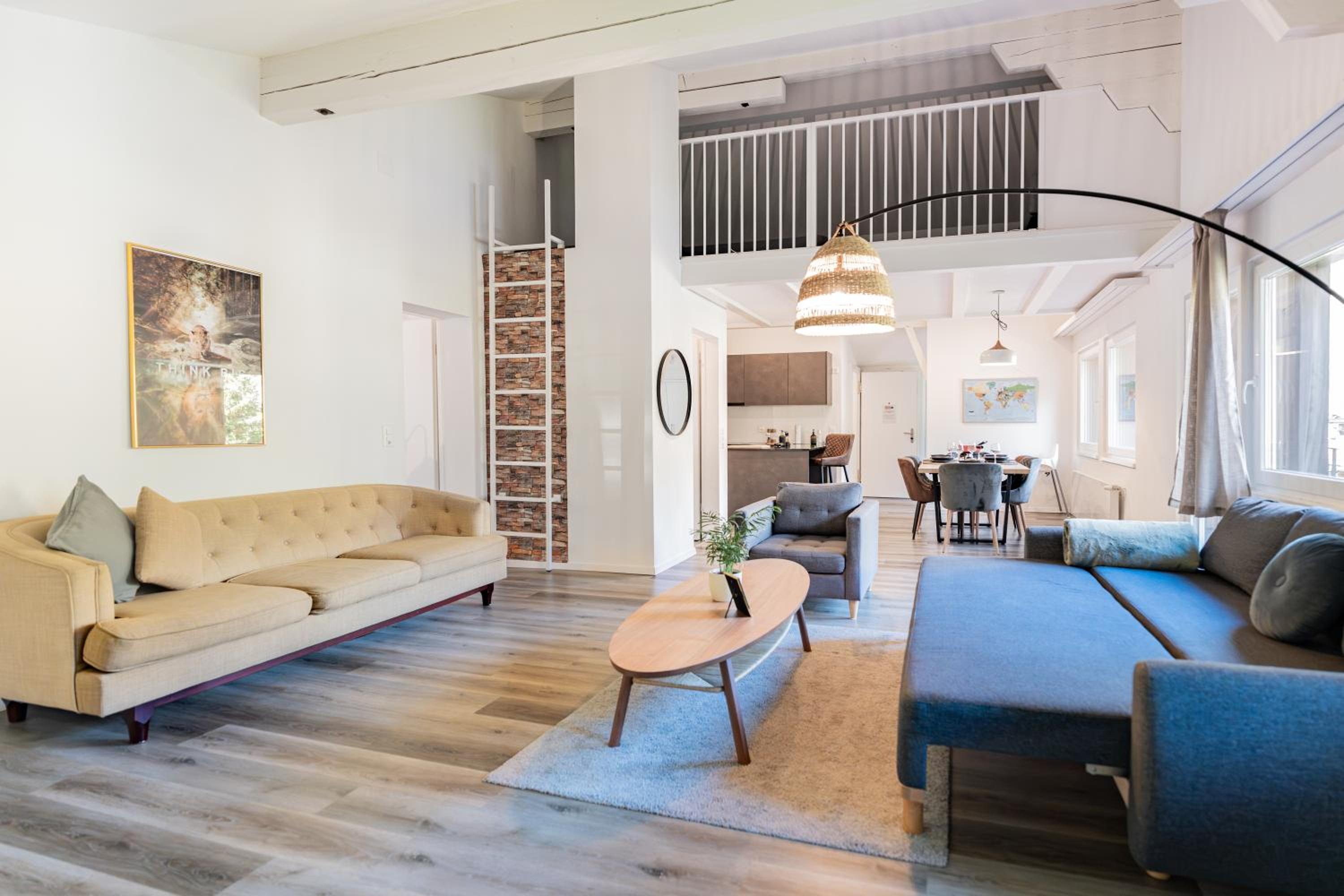 Unique Penthouse with Gallery and Mountain View