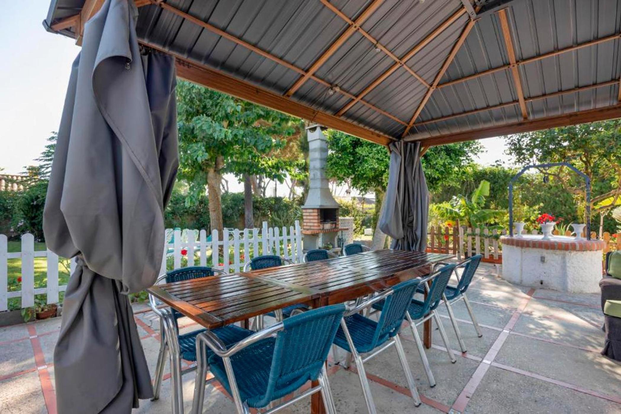 Villa Sahya Ideal Familias 9 pax view 3