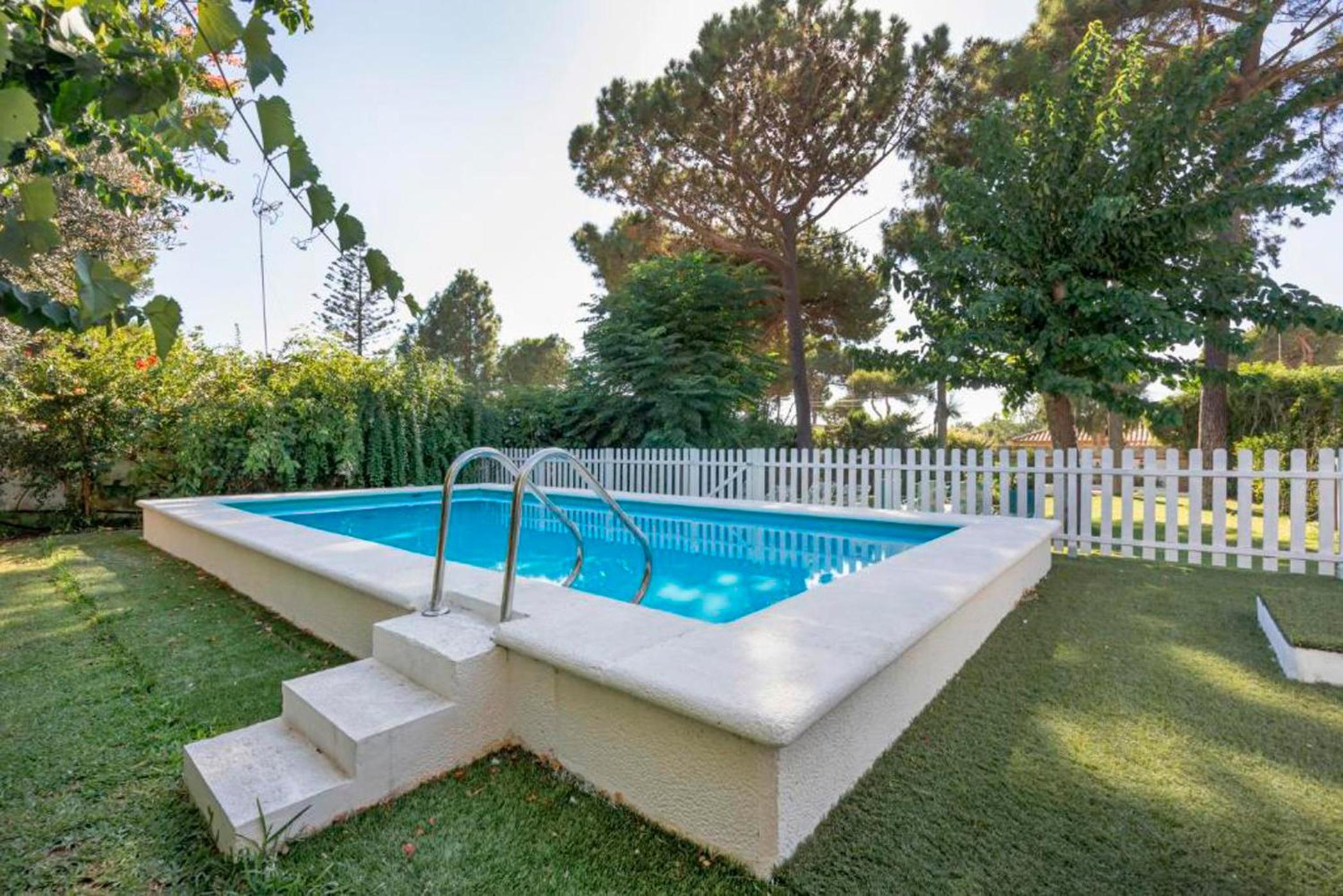 Villa Sahya Ideal Familias 9 pax view 5