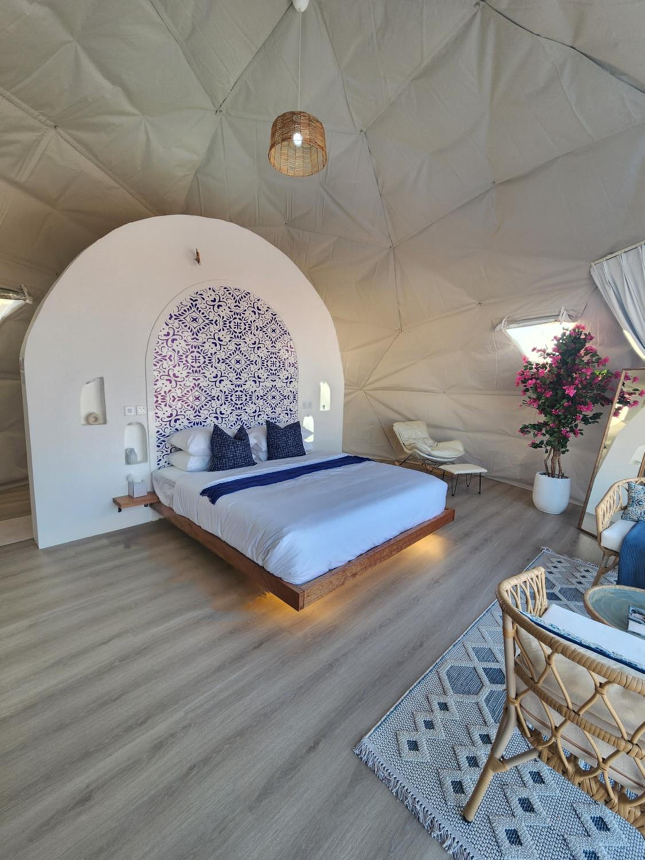 Bubbles Domes Private Cmp view 4