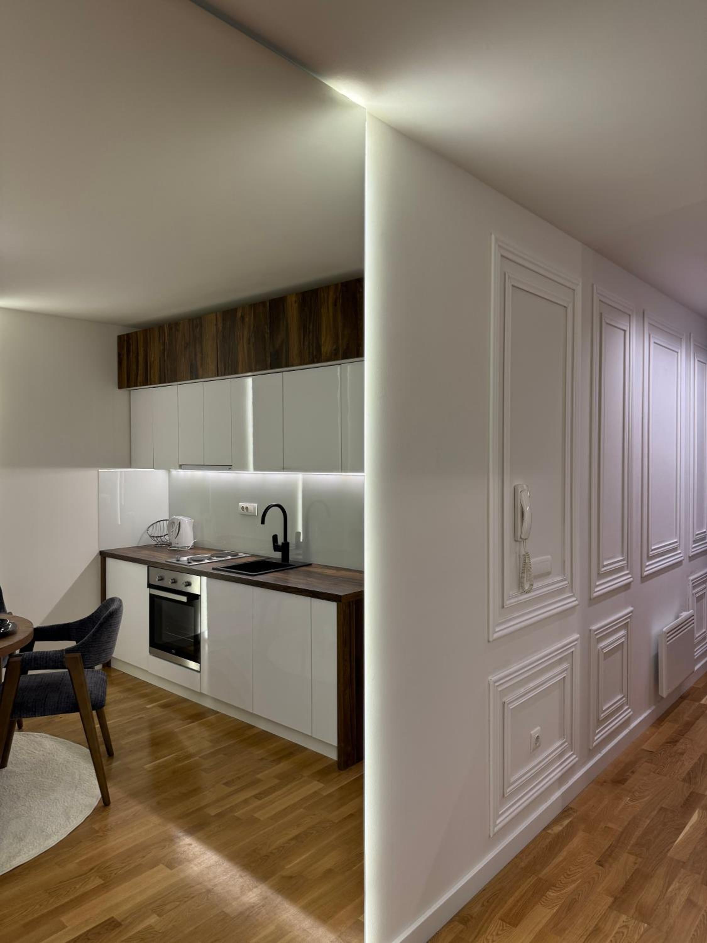 Rest Apartment, Bjelašnica - Mountain View, Ski access & Free Garage