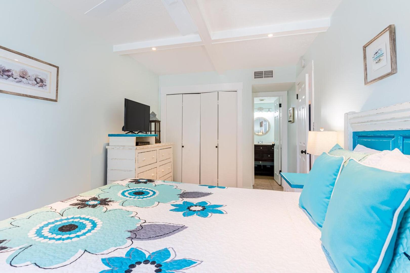Island Winds East Unit 110 view 5