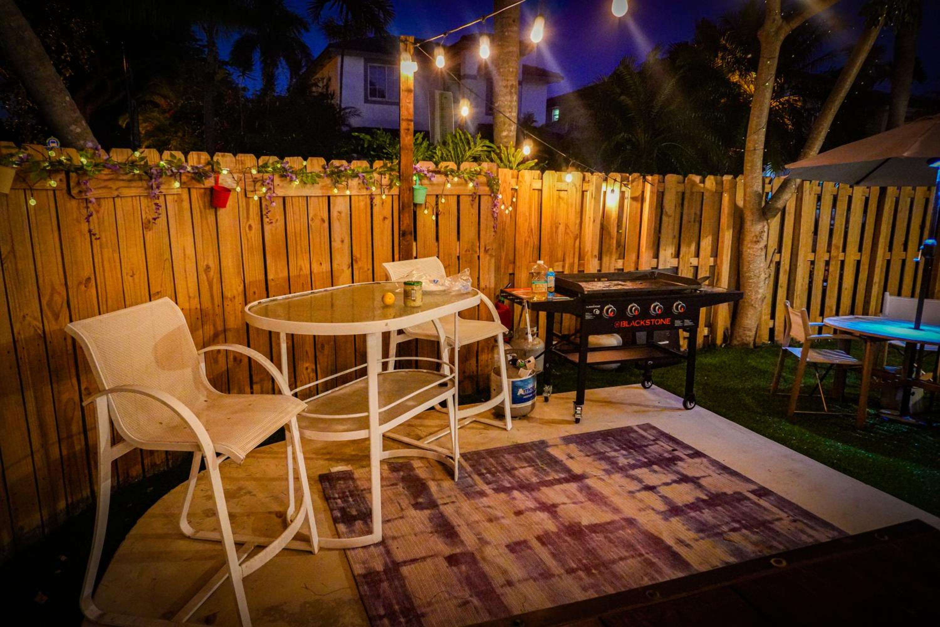 The Miamiville - Hidden Gem with Free Parking