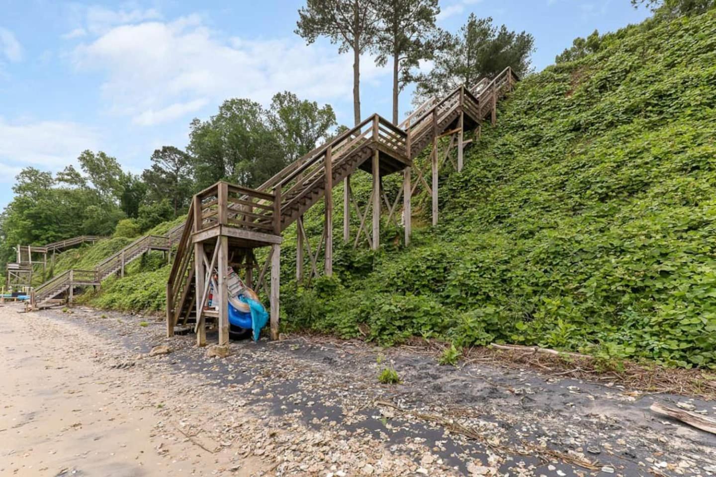 Riverfront Oasis Kayaks, Private Beach, & More view 5