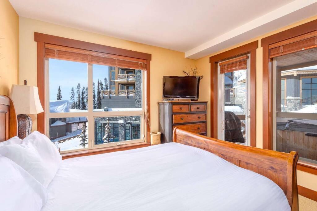 Stonegate Resort Unit C303