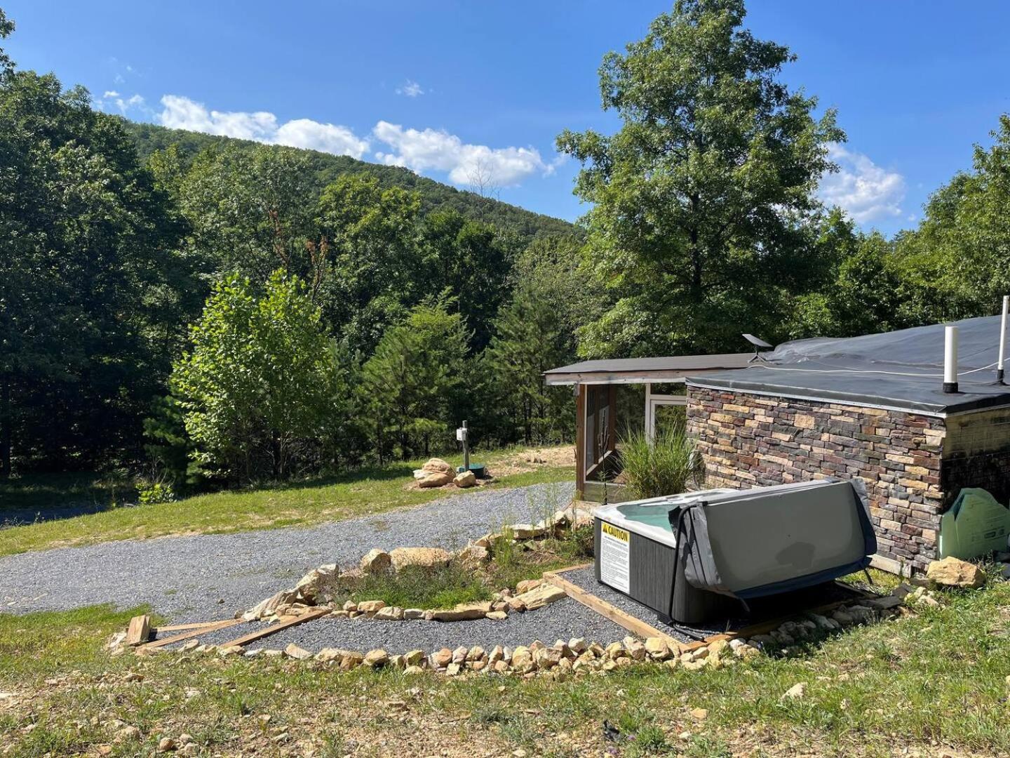Adults Only - Secluded Mountainside Dome Retreat view 4