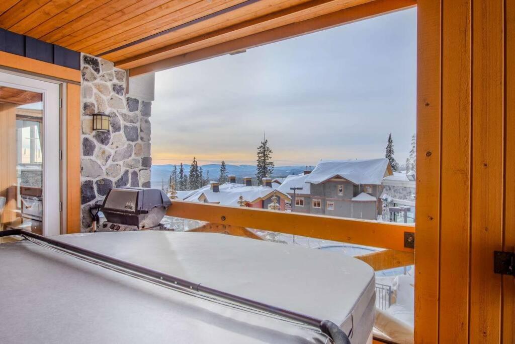 Stonegate Resort Unit C303
