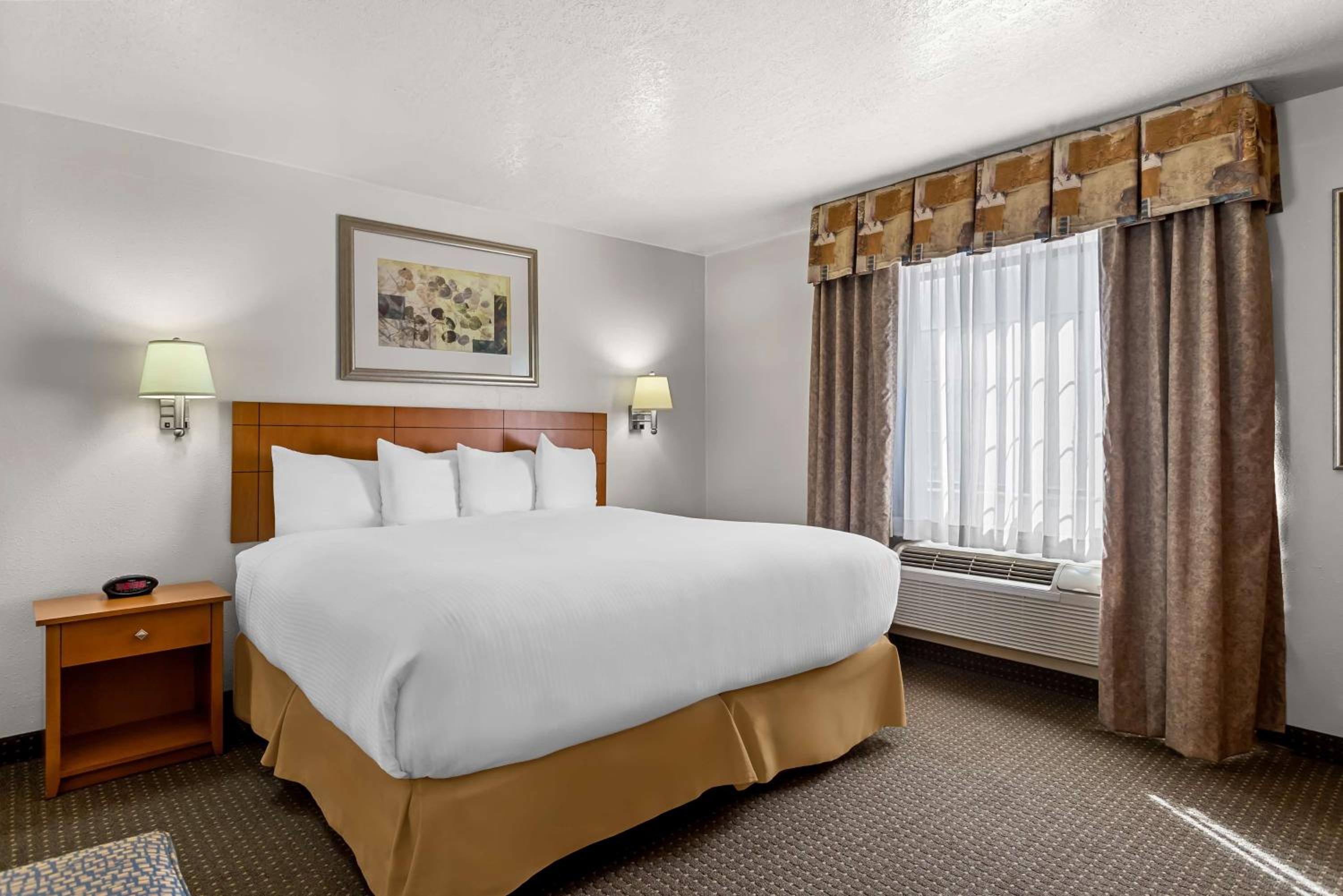 Best Western Socorro Hotel & Suites