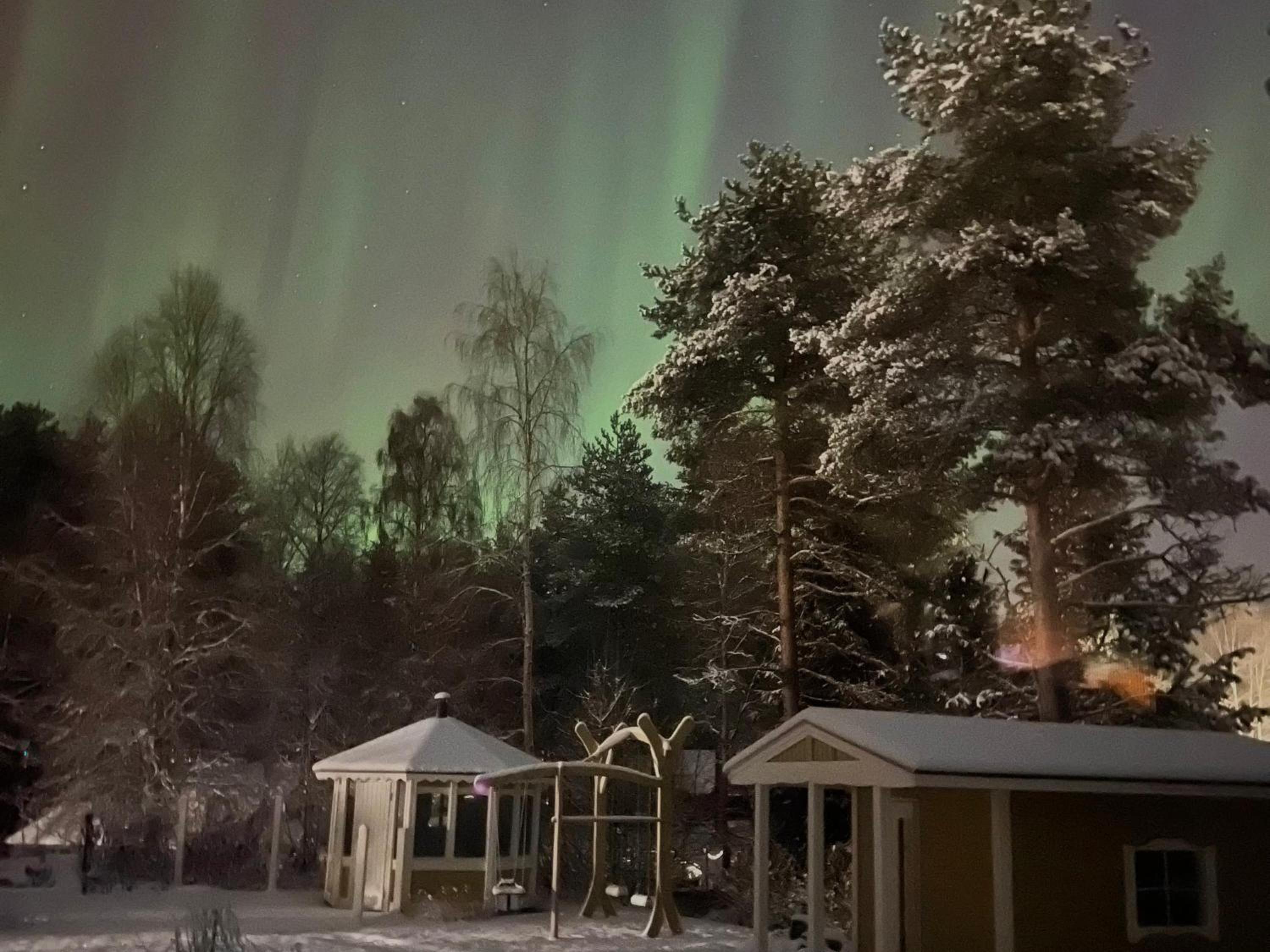 Winter Villa Kylväjä by BookLapland