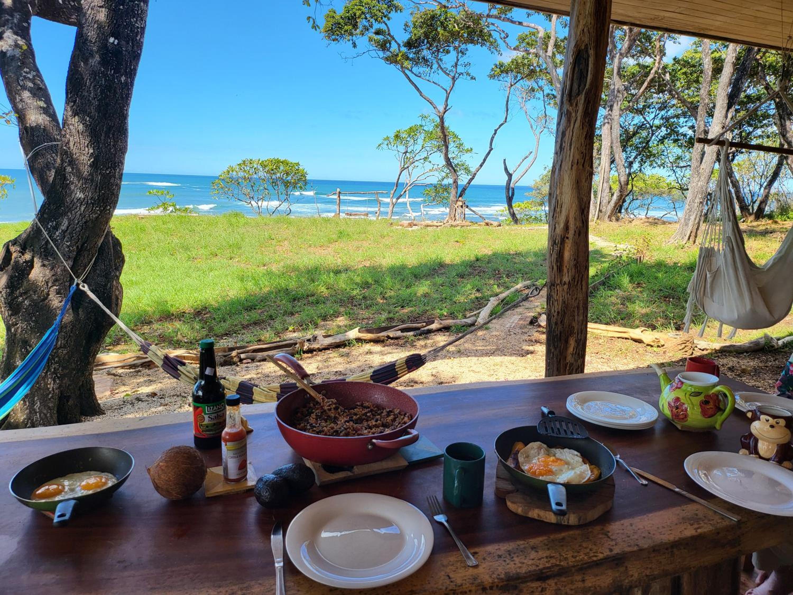 Casa Lagarto Beachfront