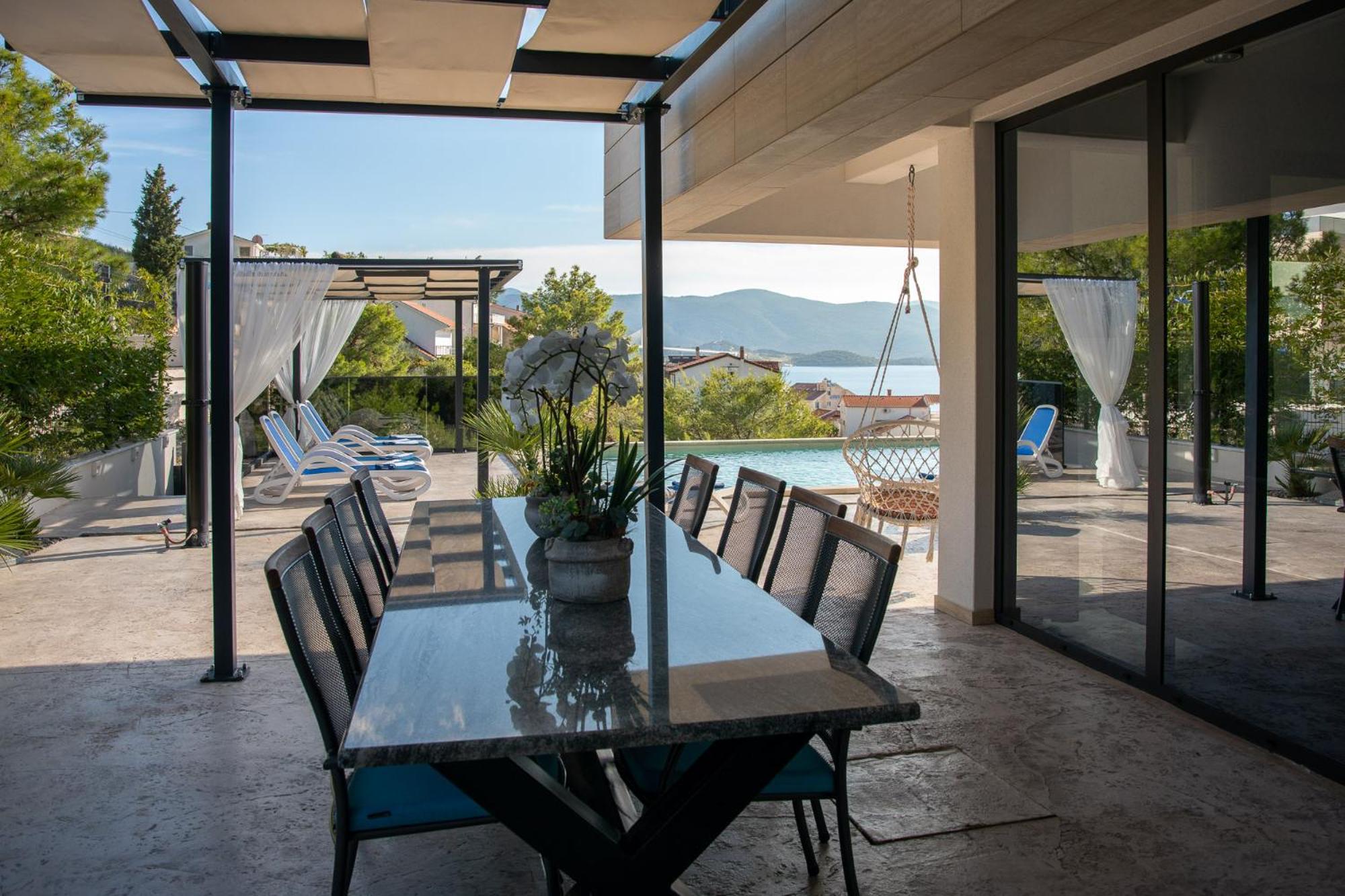 Villa Adria View Exklusive Villa am Meer mit Pool und BBQ für 8 Personen