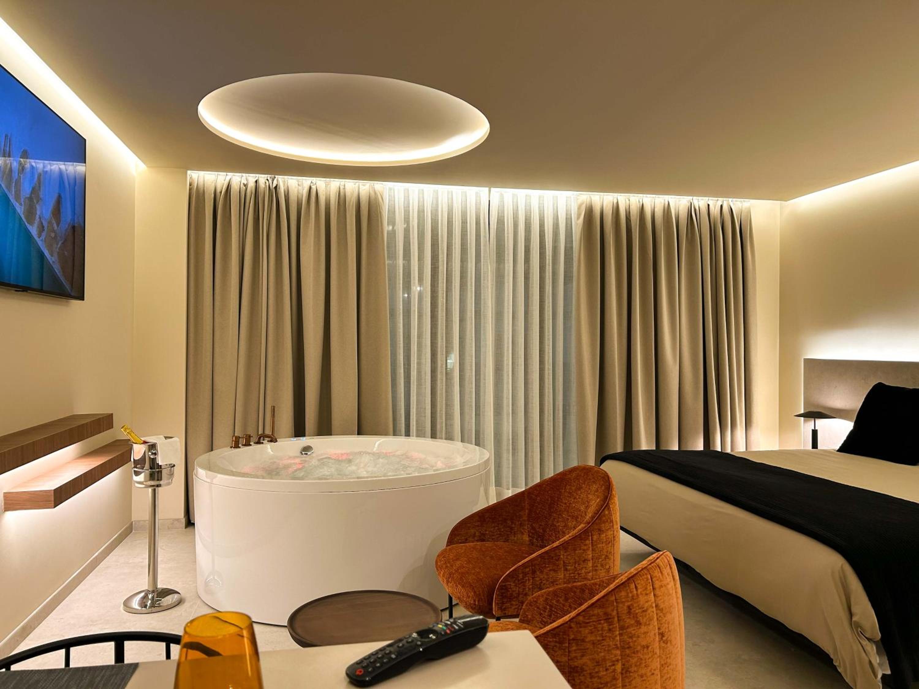 Olea Suites