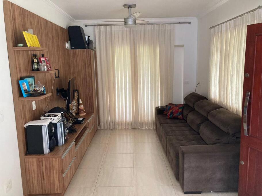Casa de Campo em frente ao Lago em Americana-SP