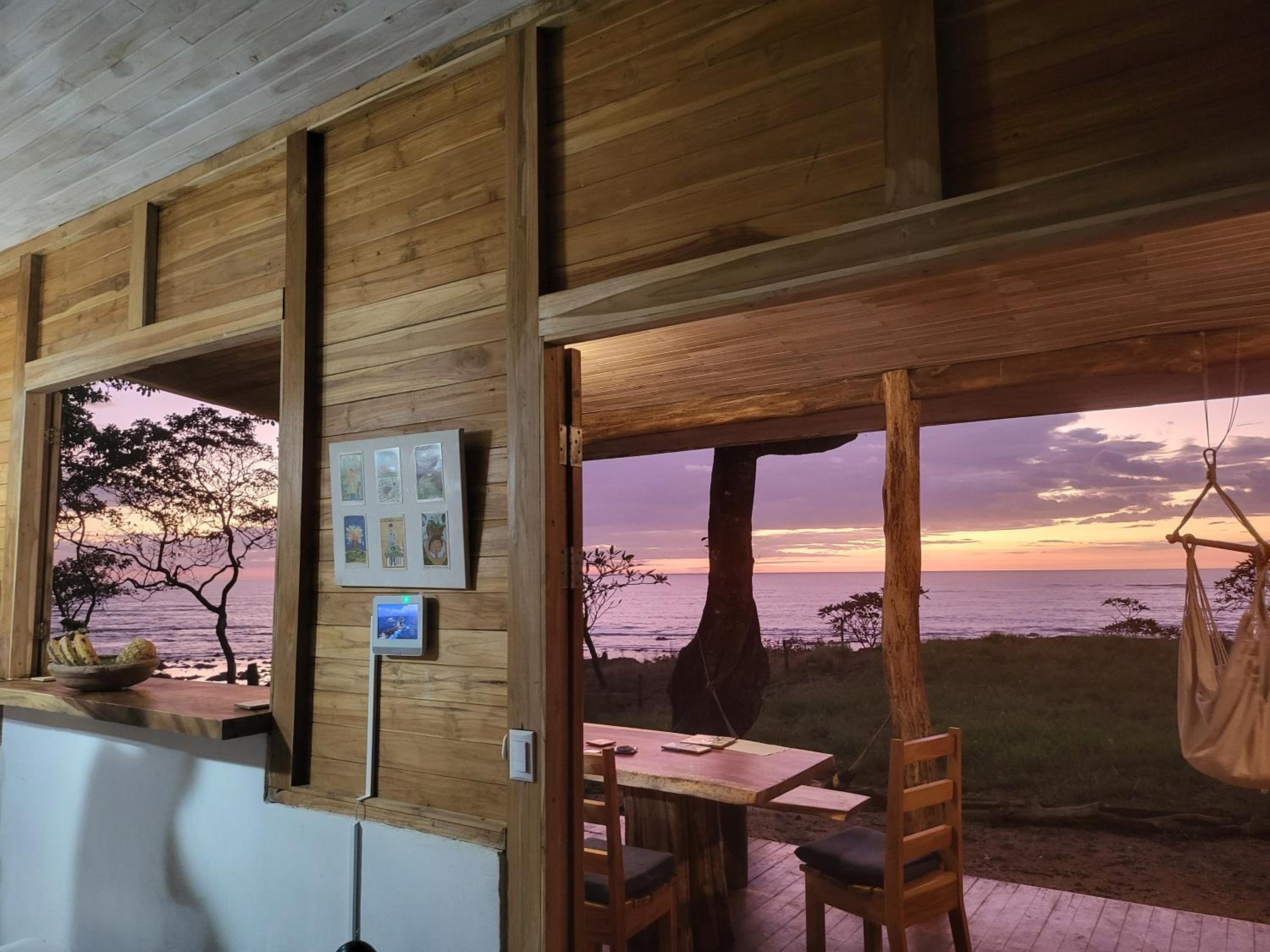 Casa Lagarto Beachfront