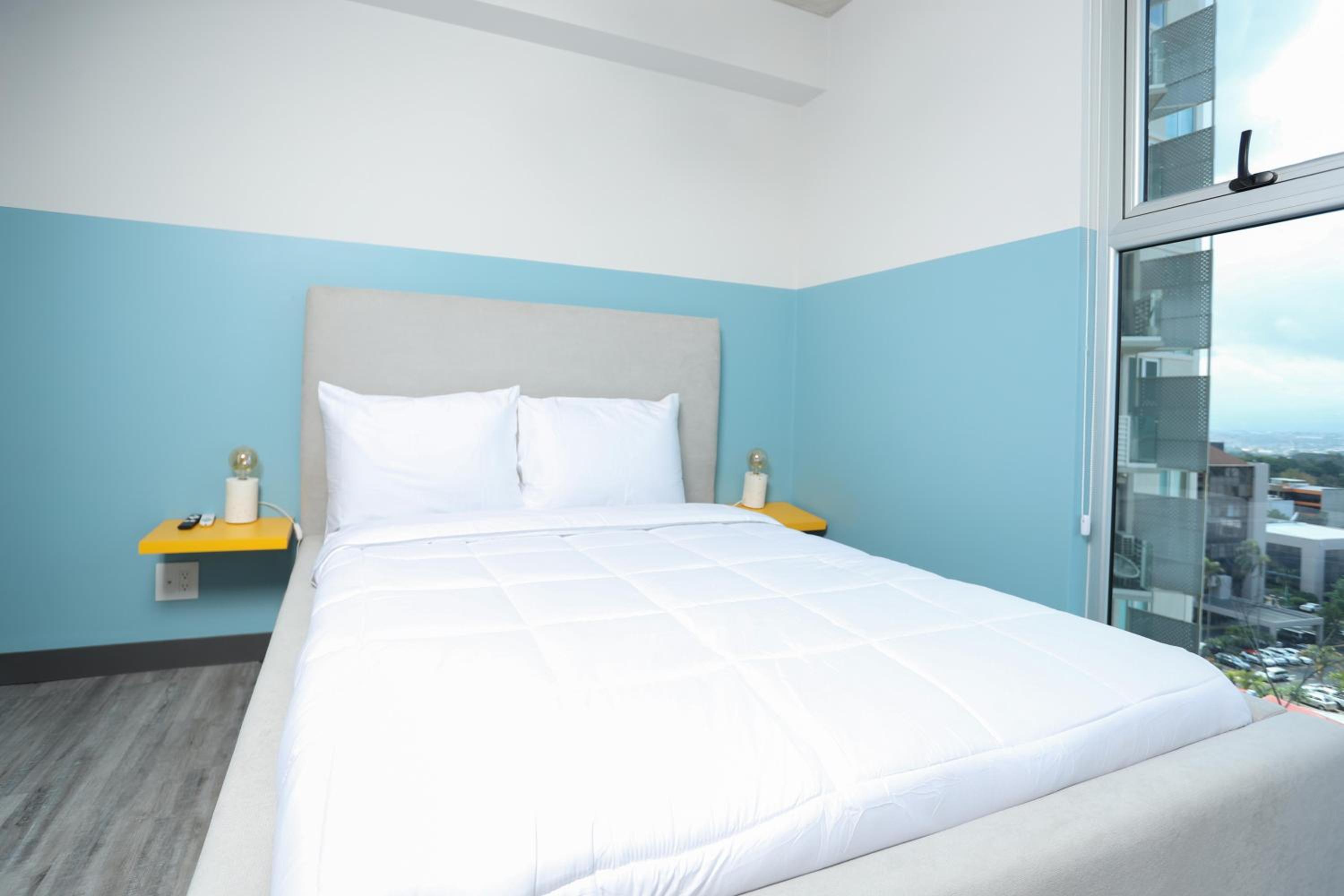 Secrt Sabana 1BR · Modern Comfort · Parking · Pool & Gym · Apt 1207