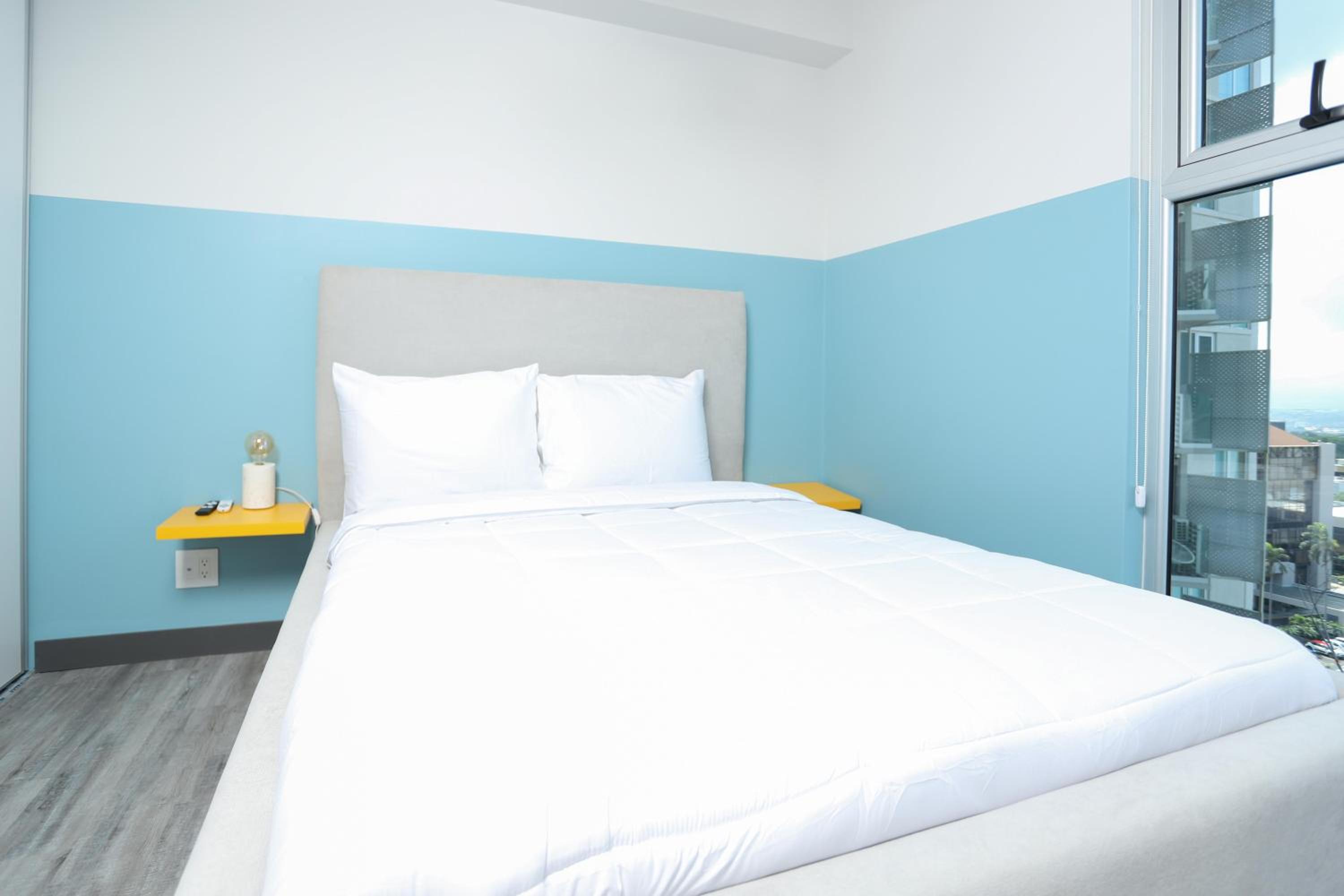 Secrt Sabana 1BR · Modern Comfort · Parking · Pool & Gym · Apt 1207