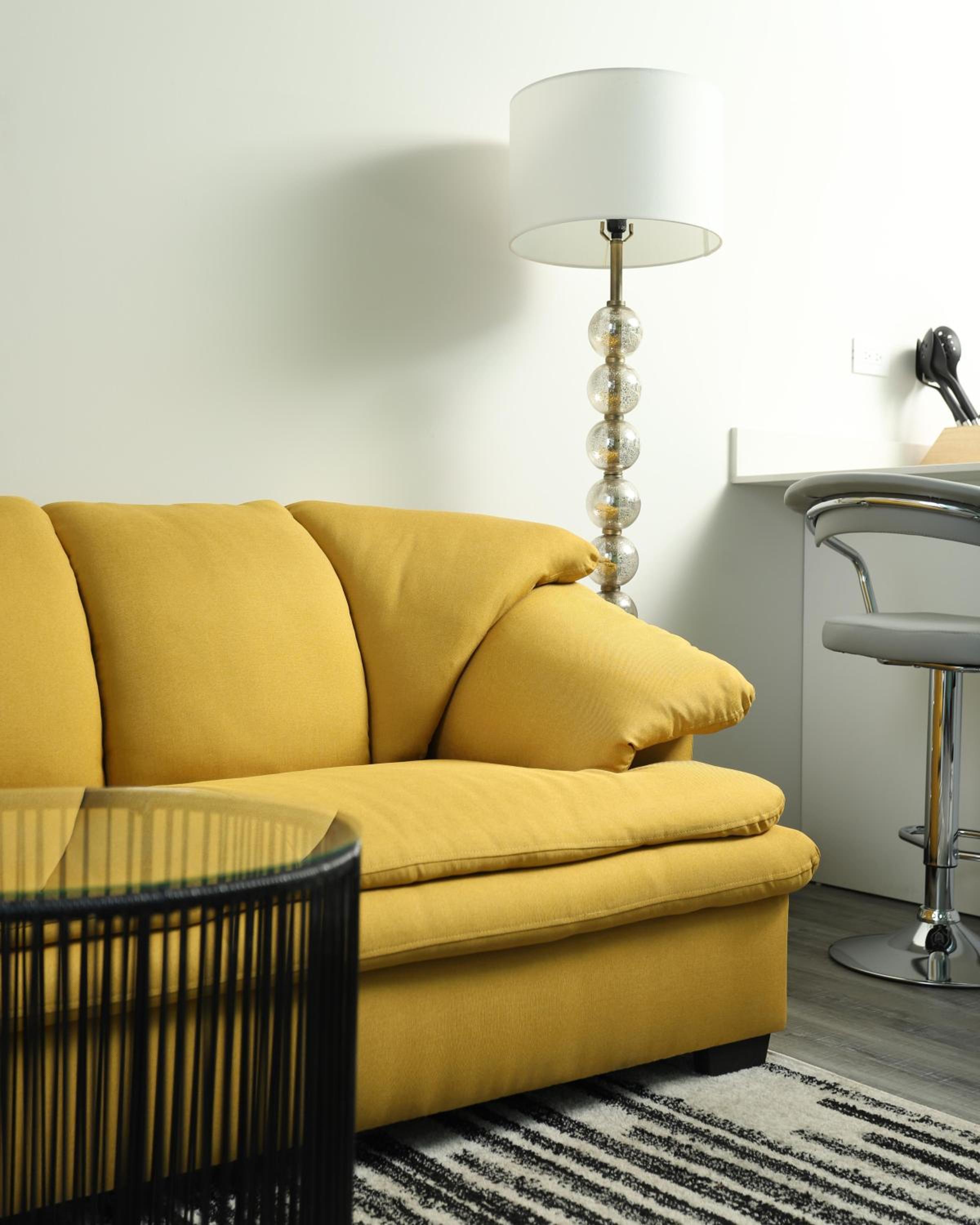 Secrt Sabana 1BR · Modern Comfort · Parking · Pool & Gym · Apt 1207