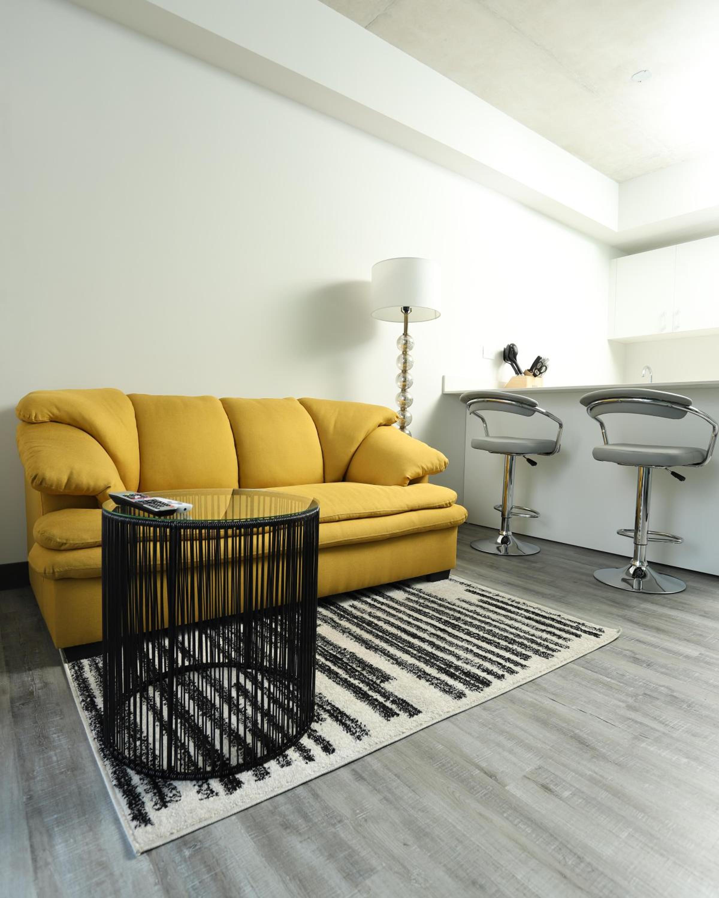 Secrt Sabana 1BR · Modern Comfort · Parking · Pool & Gym · Apt 1207