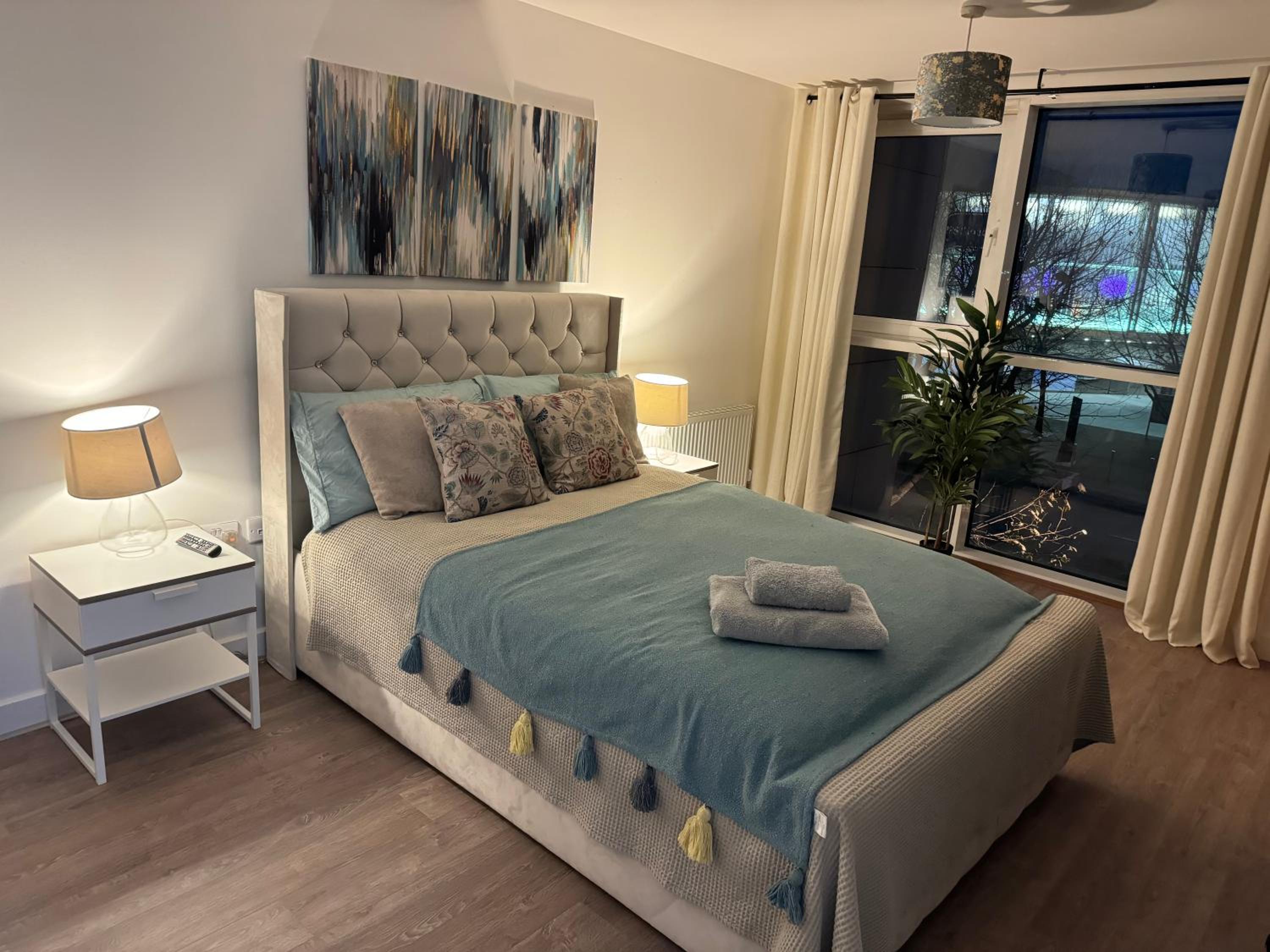 Luxury Dockview 3 Beds Excel London