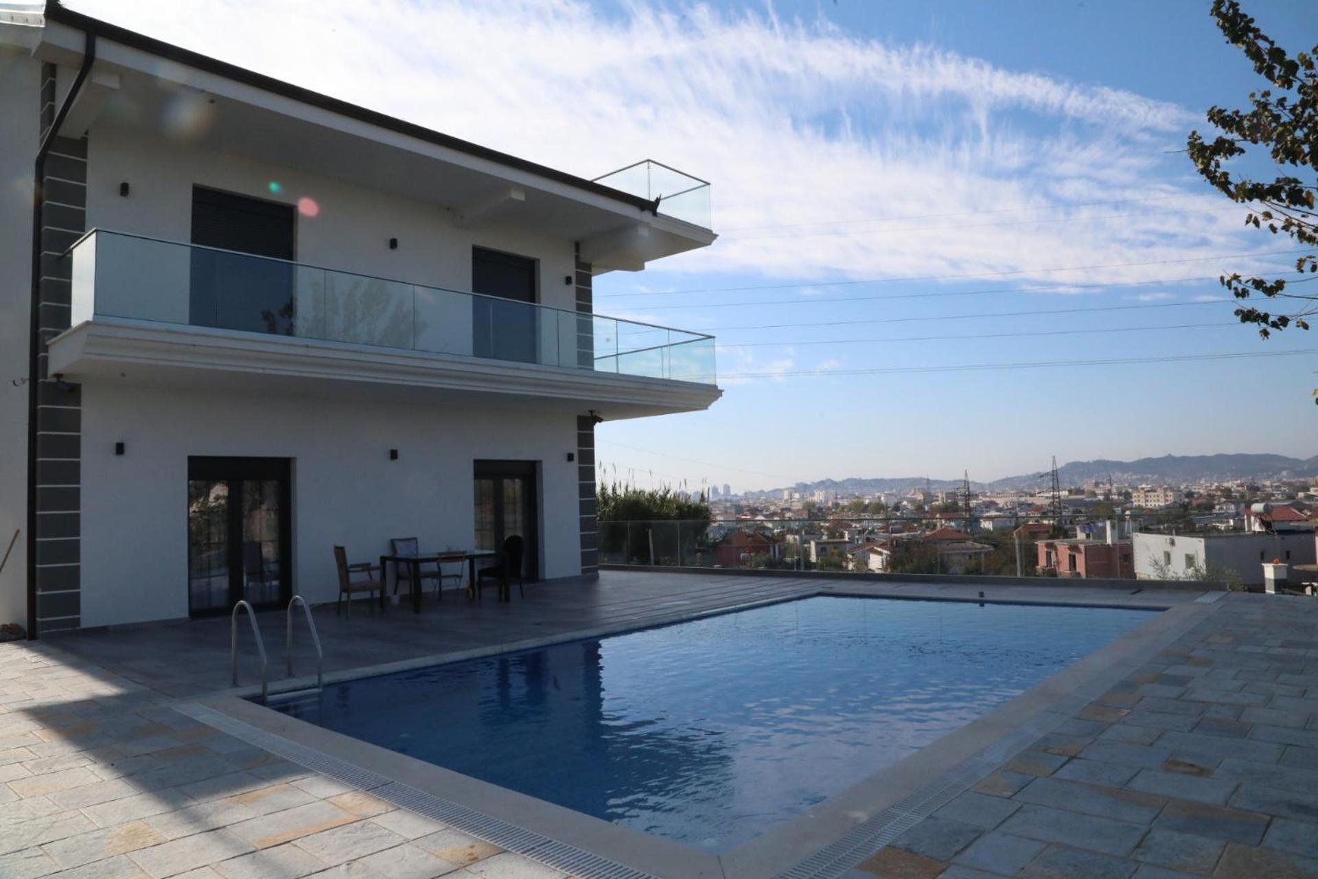 Hotel Garden Hill Villa Durres - Image 1