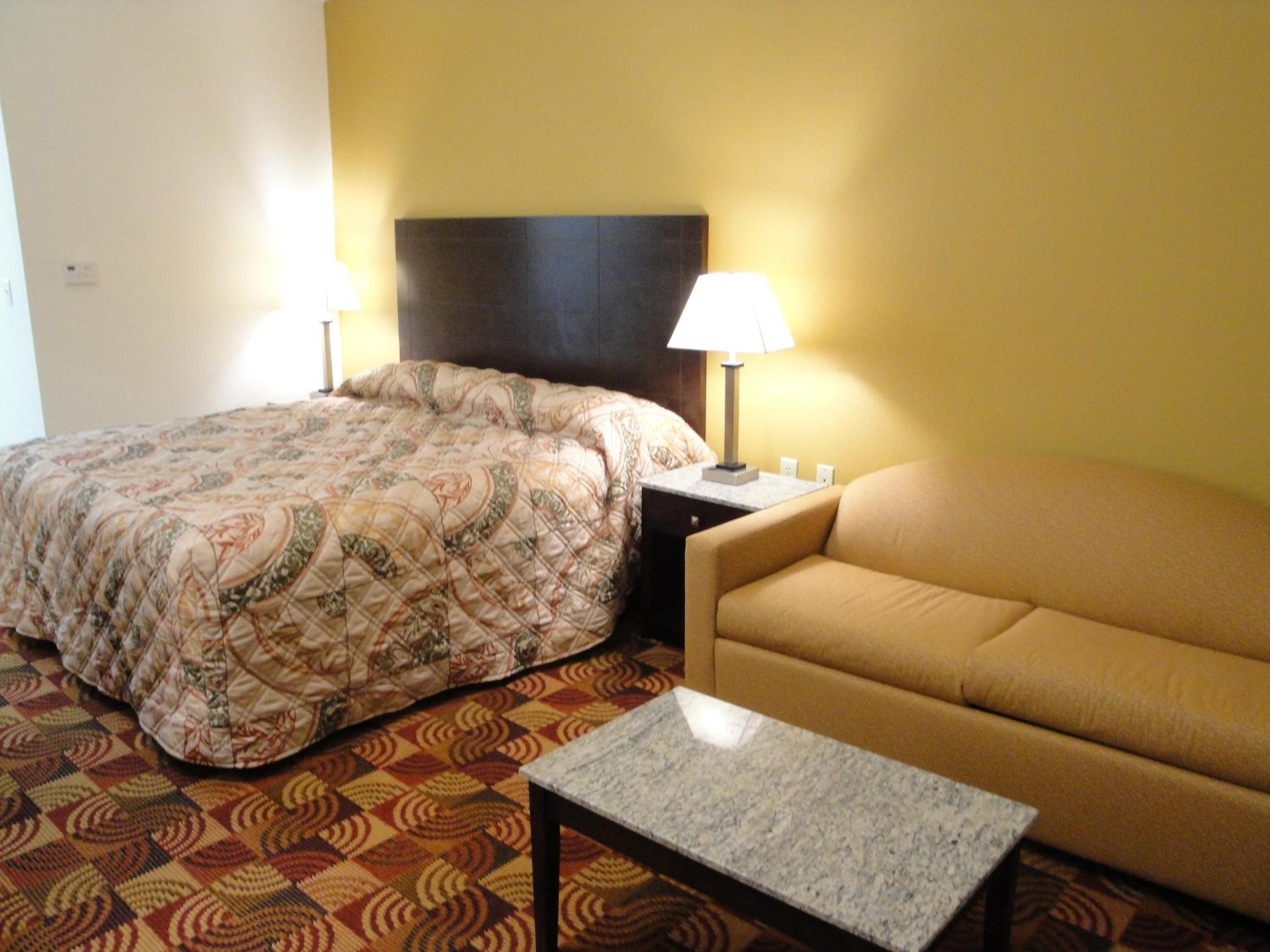 Woodward Vacations - Sands Inn  Suites - Property Image 1
