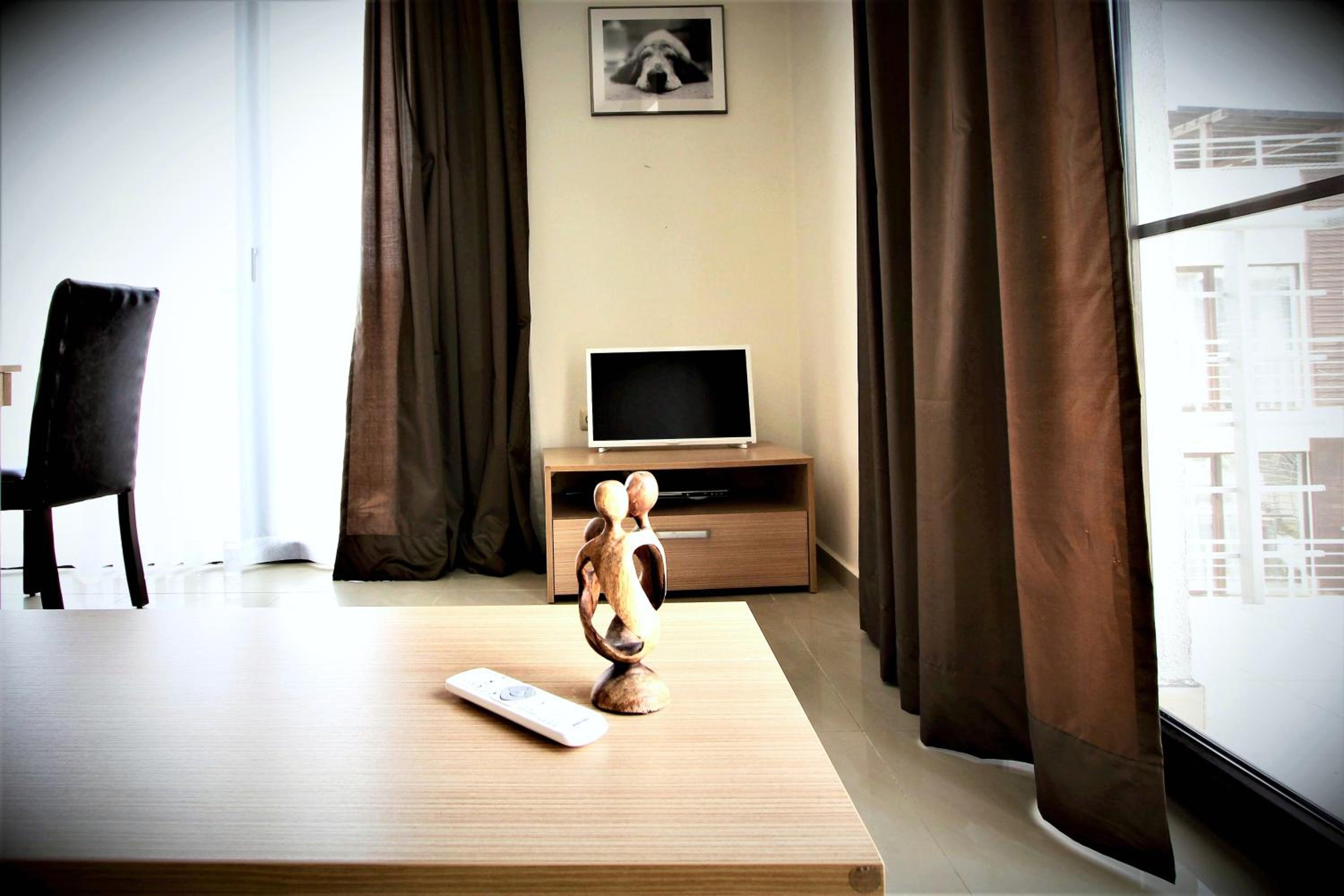 Charming 1 Bedroom Apartment