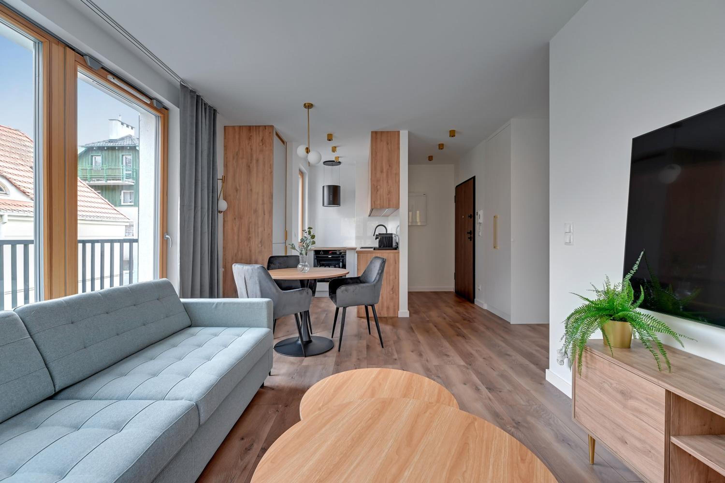 Lion Apartments - Młoda Polska Nowe Apartamenty z parkingiem