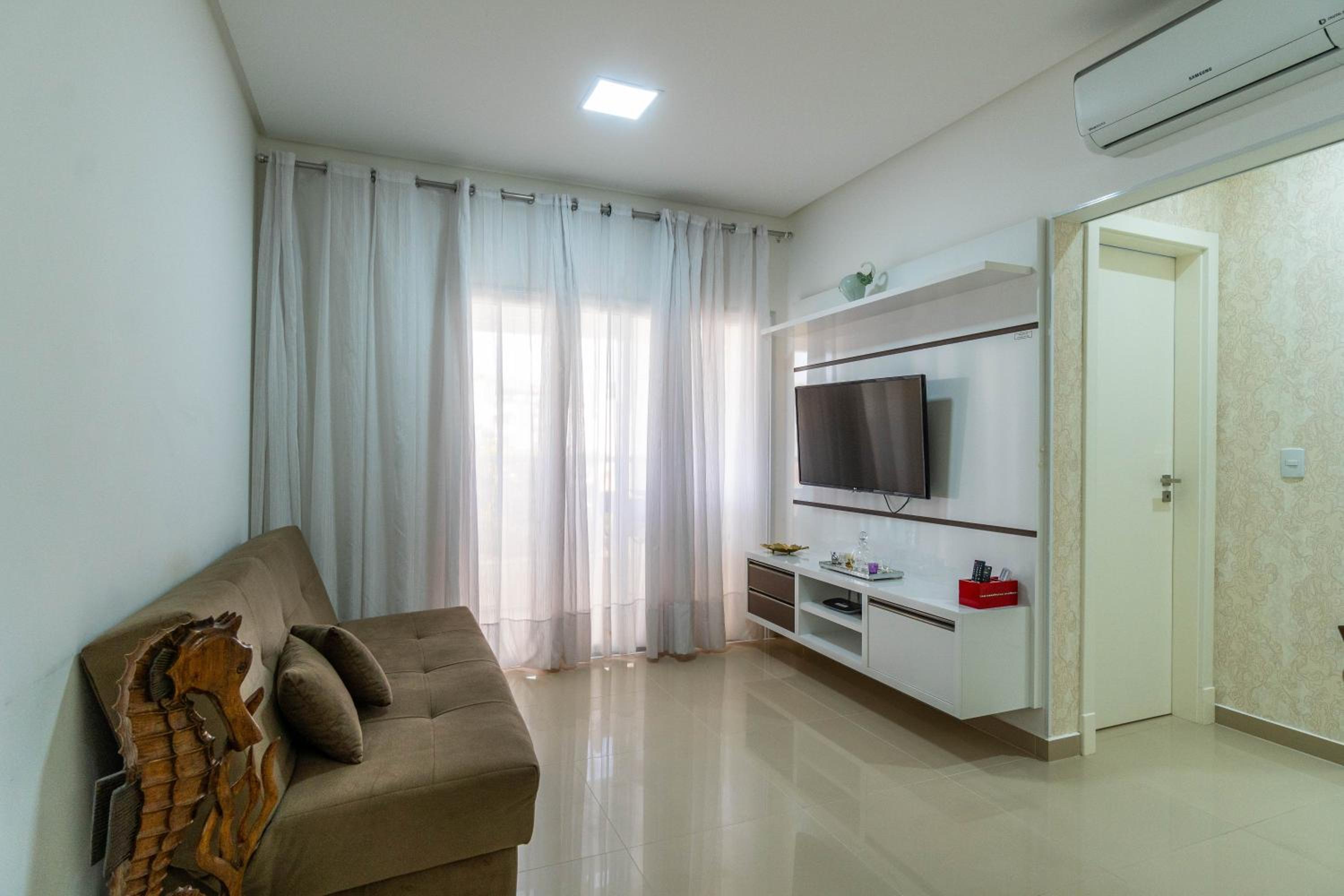 Apartamento com 02 dormitórios em Canto Grande - LA016EF