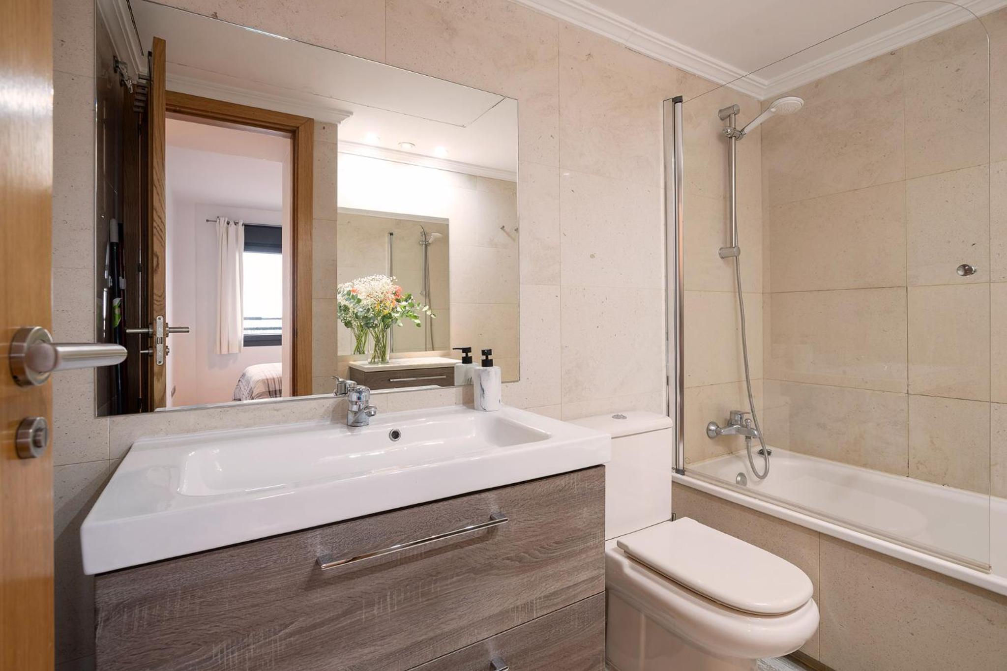 Apartamentos Madrid Anderson photo 5