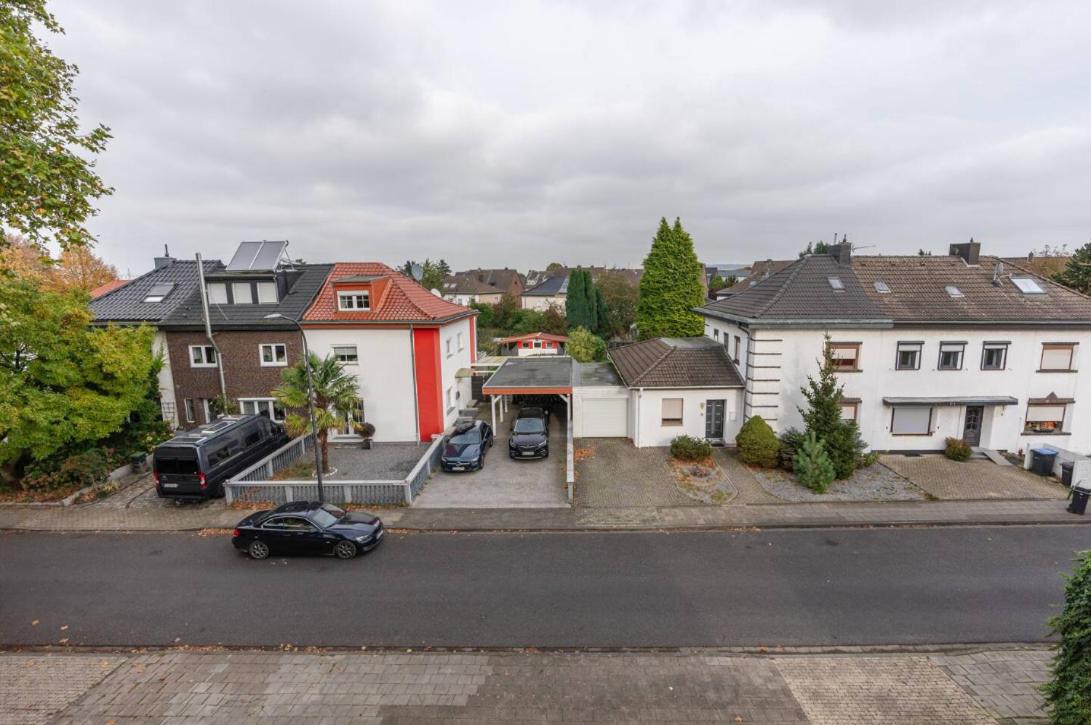 Spacious apartment in Baesweiler for 7 people!