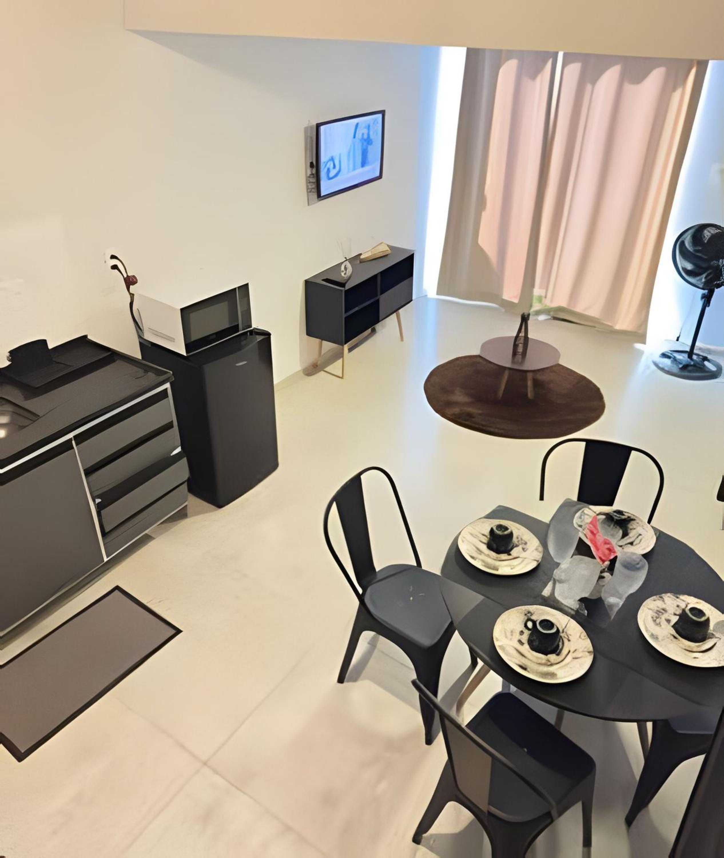 Loft de Luxo no Braga: Perfeito para Casais - Ar, Wi-Fi e Estilo