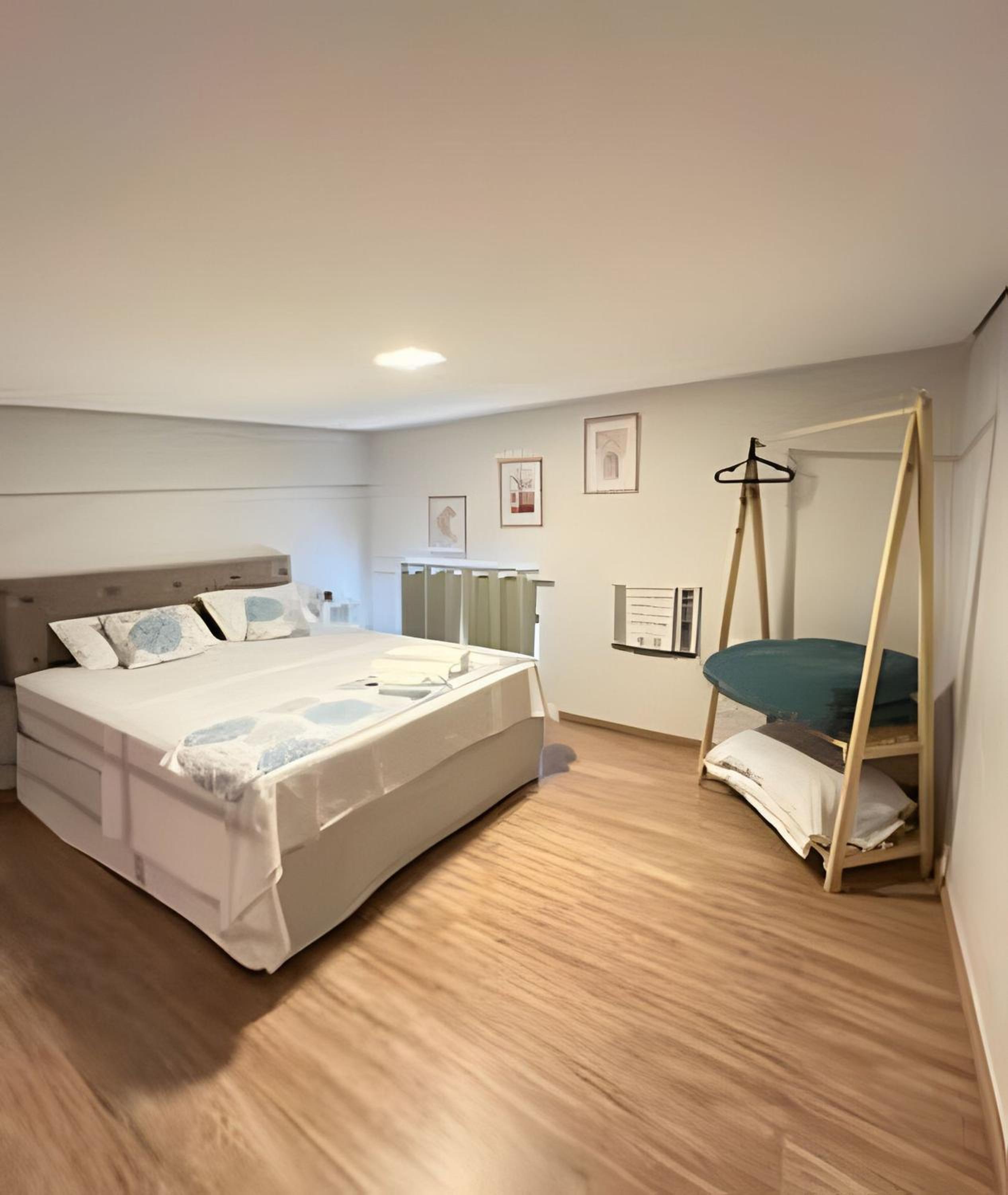 Loft de Luxo no Braga: Perfeito para Casais - Ar, Wi-Fi e Estilo