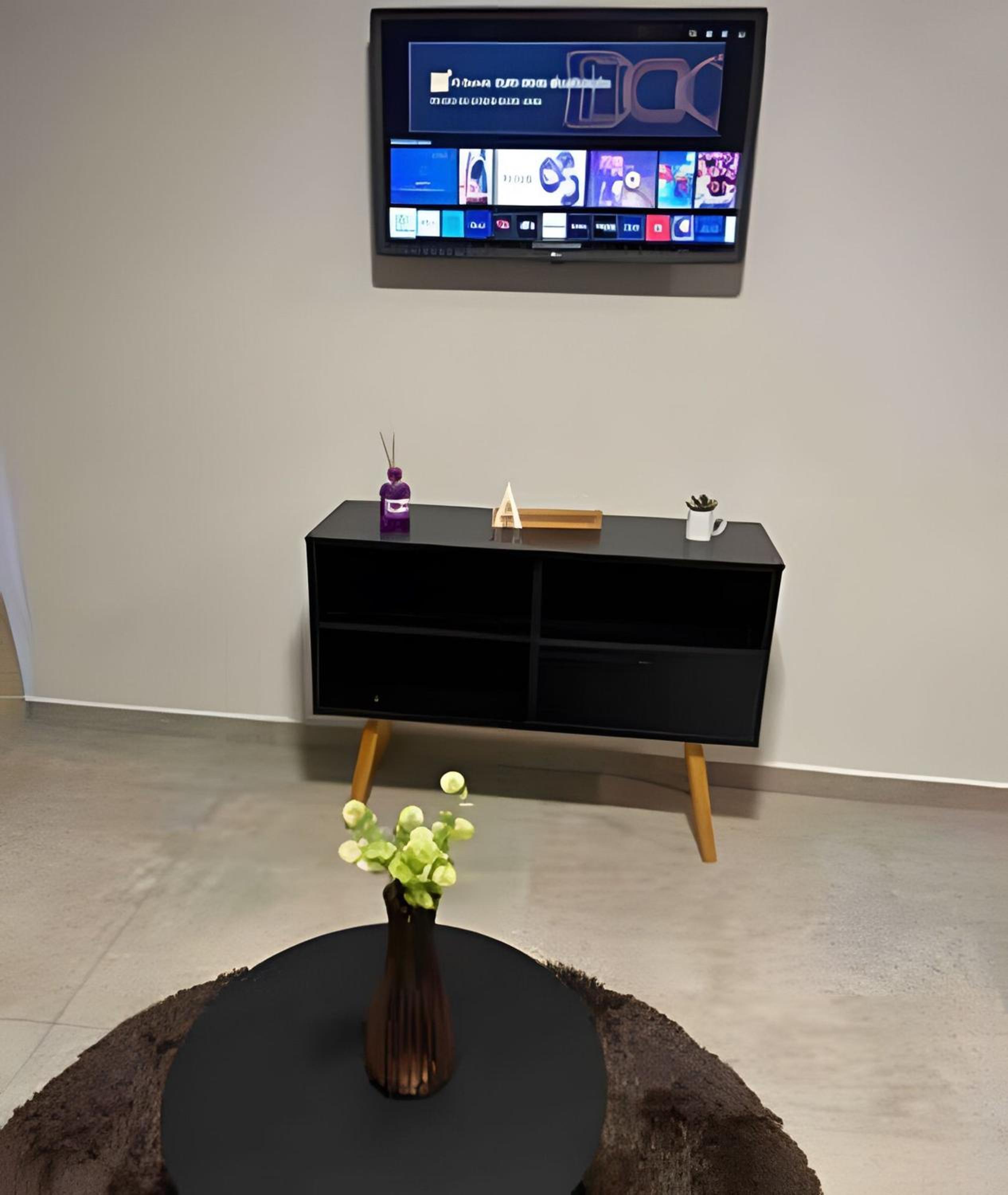 Loft de Luxo no Braga: Perfeito para Casais - Ar, Wi-Fi e Estilo