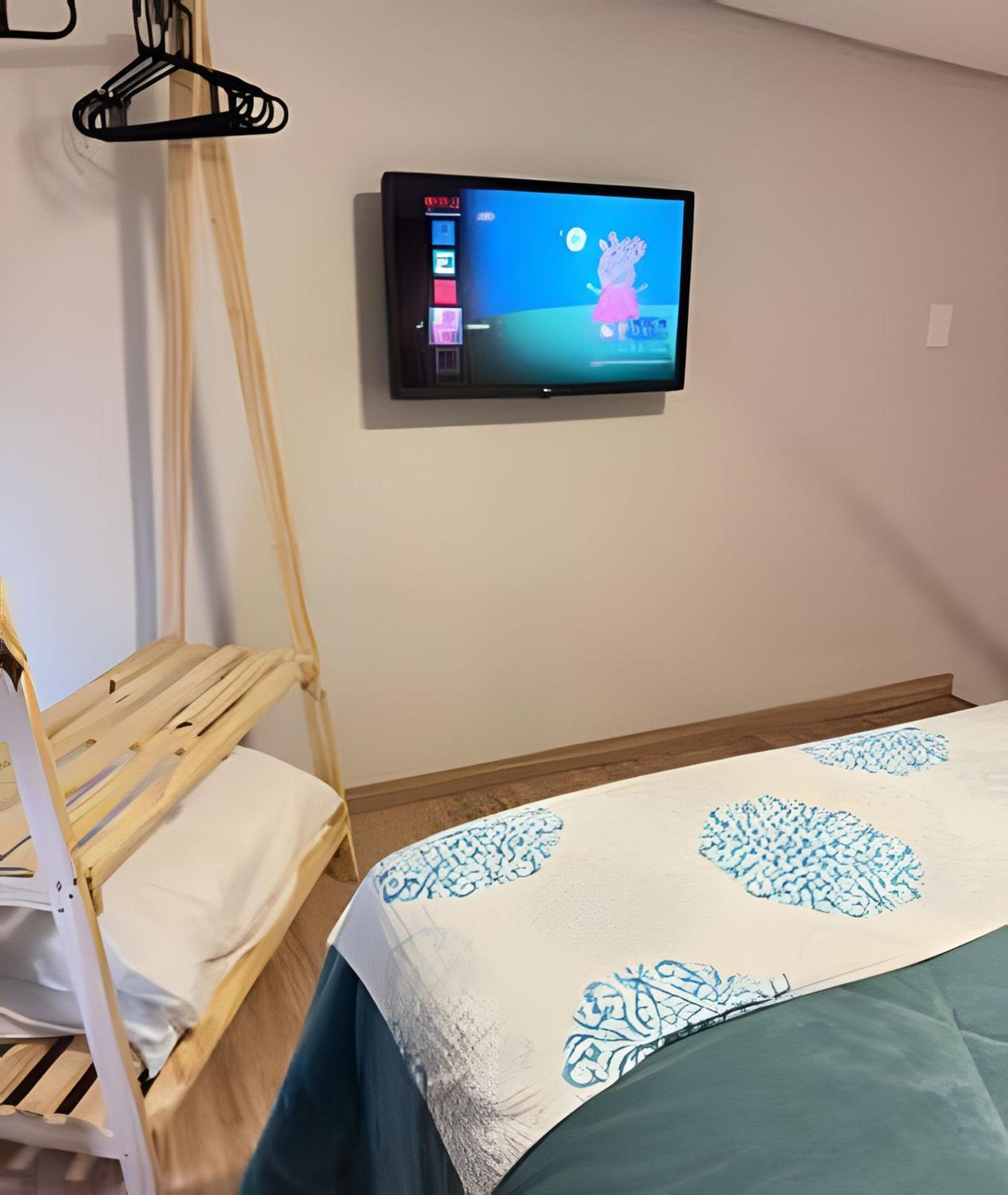 Loft de Luxo no Braga: Perfeito para Casais - Ar, Wi-Fi e Estilo
